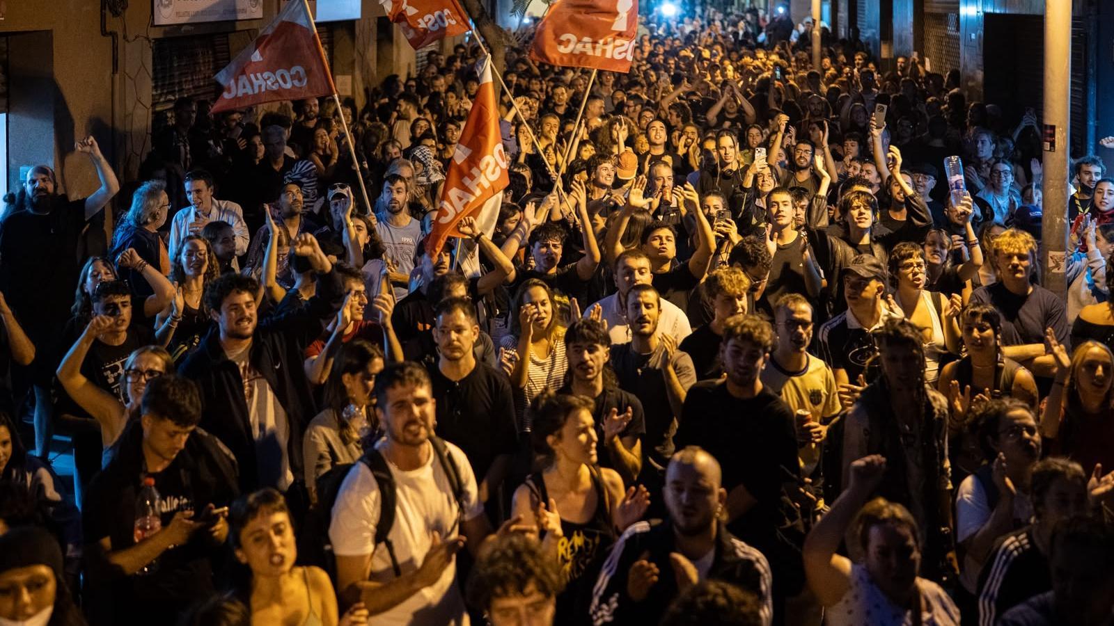 Activists gathered in Sant Andreu celebrating that the eviction at 74 Llenguadoc Street, in Barcelona, is being stopped.