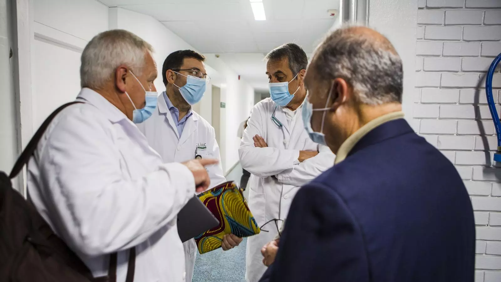 Un grup de metges de l'hospital Clínic de Barcelona.