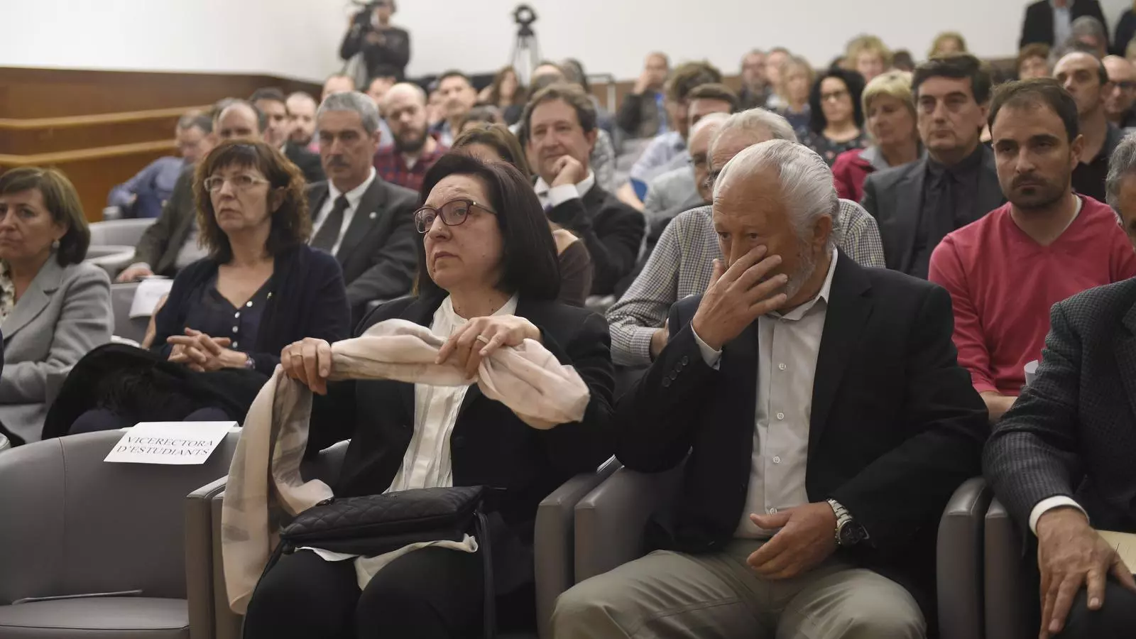 El pares de l'Abel ahir a la Universitat de Lleida