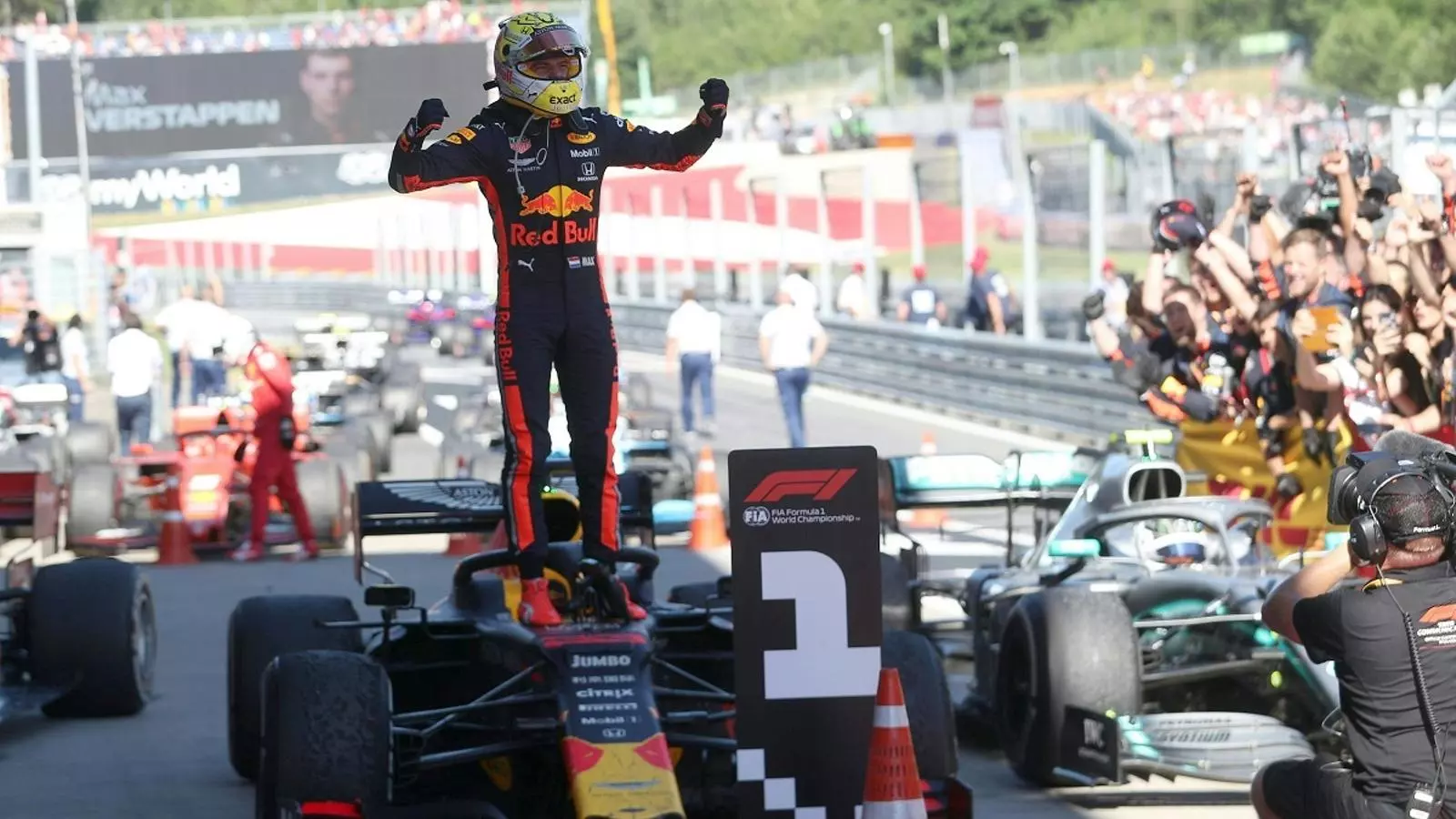 Verstappen celebra el triomf al GP d'Àustria de F1