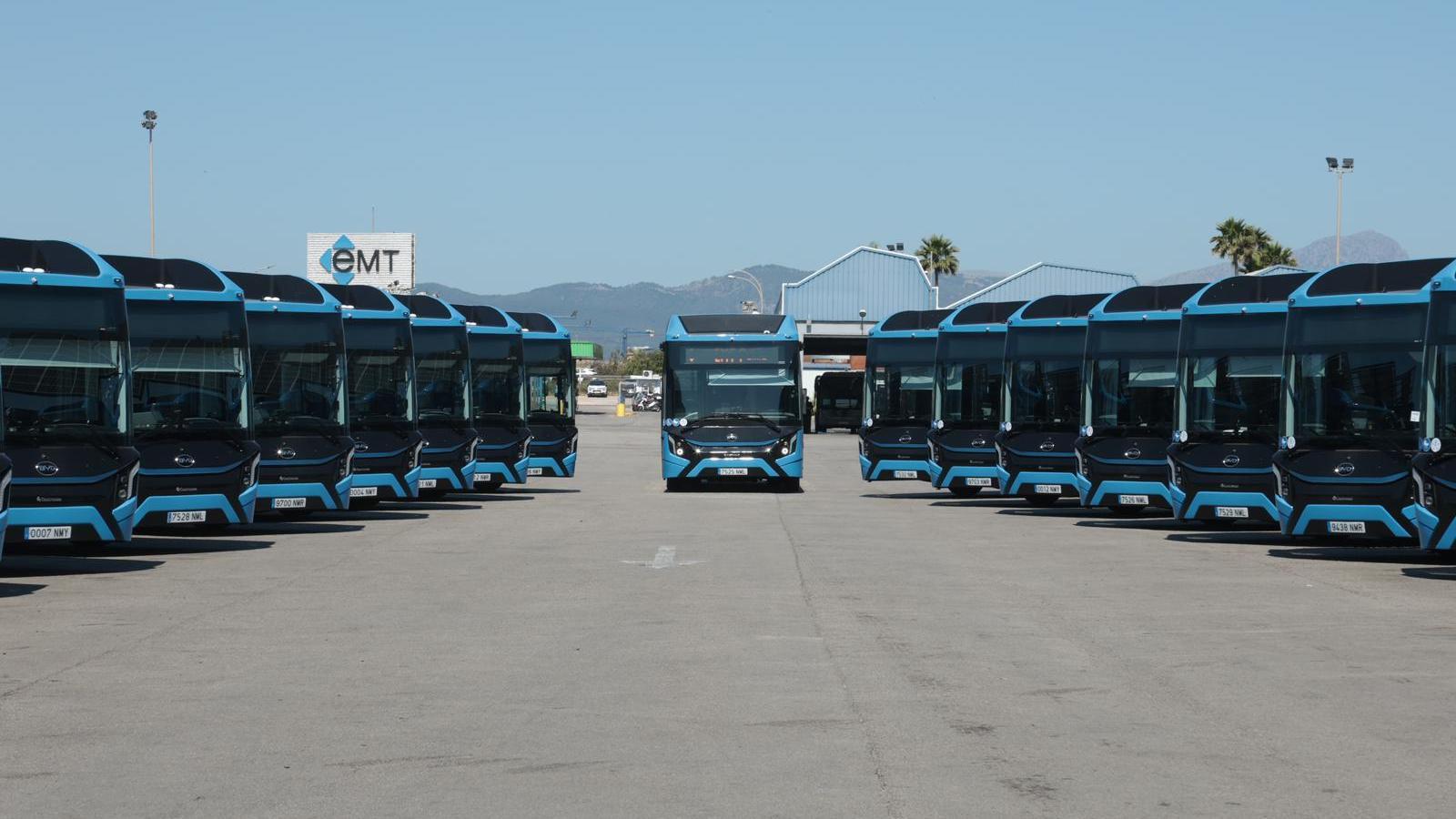 The electric buses of the EMT that the Palma City Council has presented.