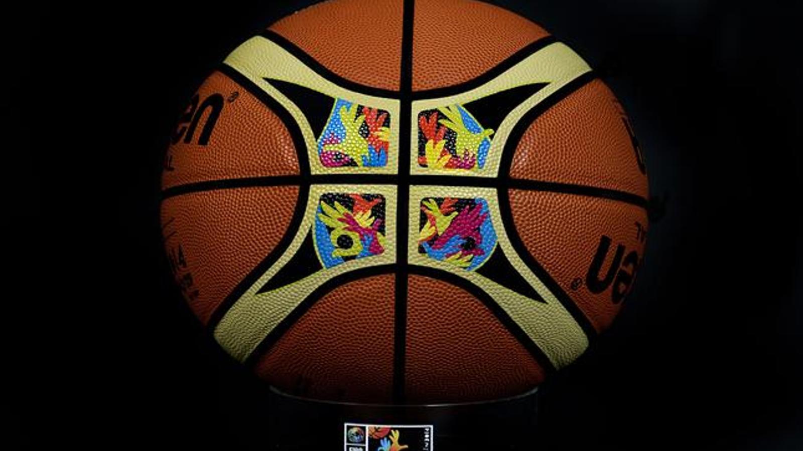 El balón con el que se disputará el Mundial de baloncesto del 2014 / FIBA
