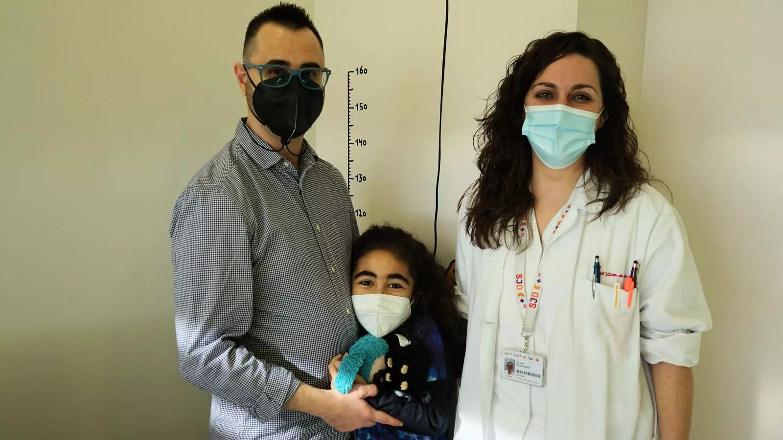 La doctora Yolanda Calzada amb la Candela
