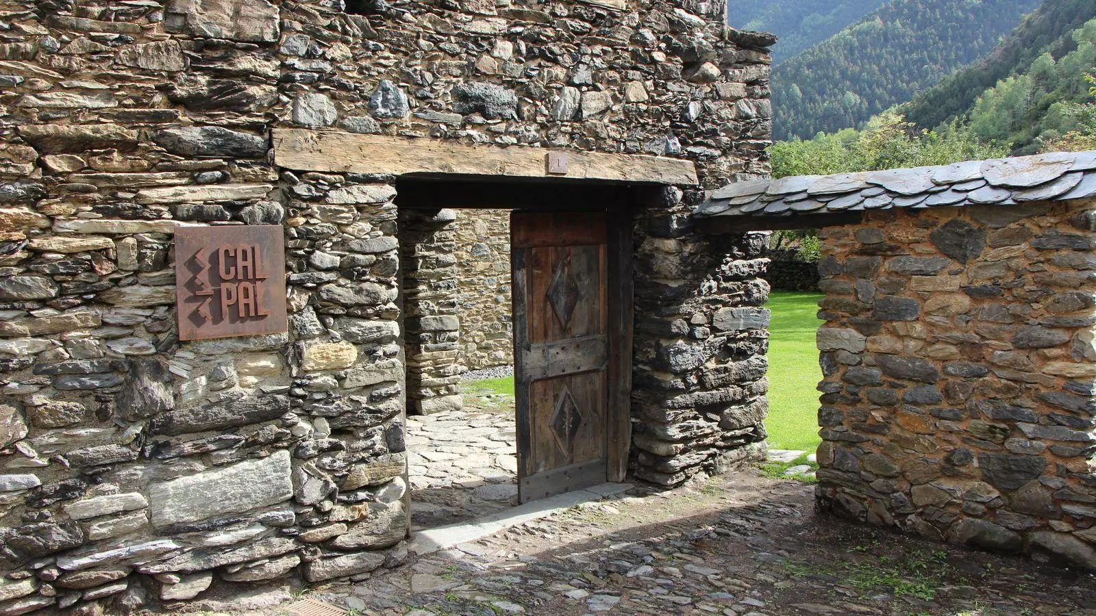 Andorra es torna a sumar a la Setmana de la pedra seca.