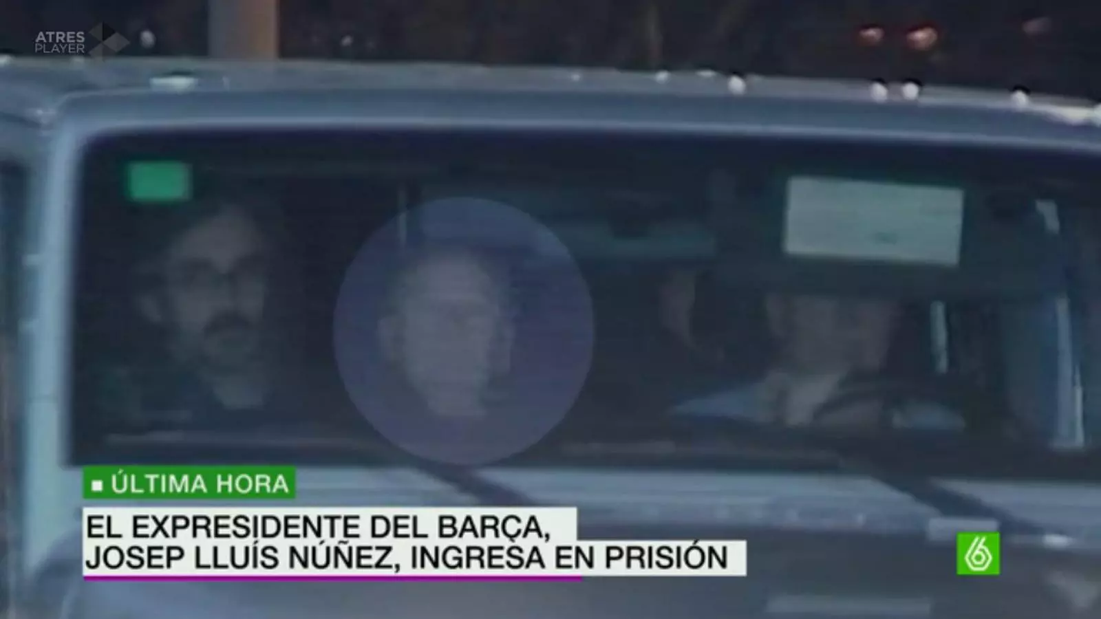 Imatge de Josep Lluís Núñez entrant amb cotxe a Quatre Camins / LA SEXTA