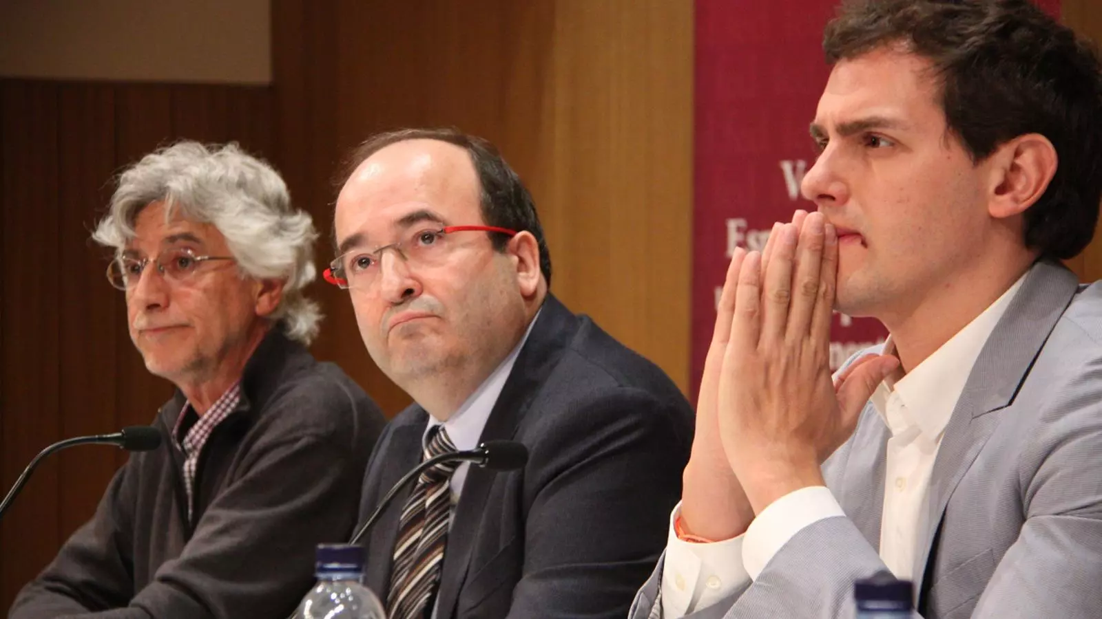 Albert Miralles, de PSUC viu, Miquel Iceta, primer secretari del Partit dels Socialistes de Catalunya (PSC), i Albert Rivera, president de Ciutadans (C's), a l'acte de Federalistes d'Esquerres / ACN