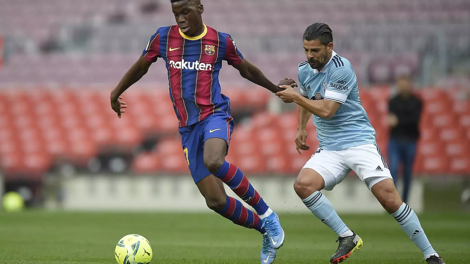 Ilaix Moriba en un partit de la temporada passada.