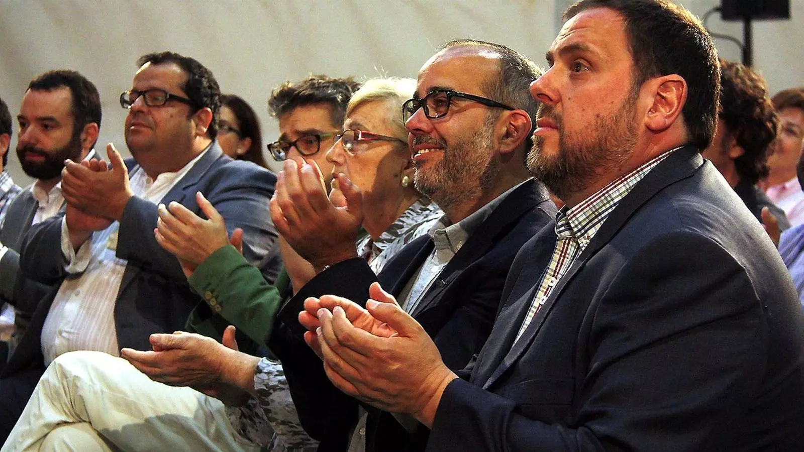 Junqueras va donar suport ahir a l’alcaldable d’ERC a Badalona, Oriol Lladó (en segon pla), que vol sumar per superar García Albiol.