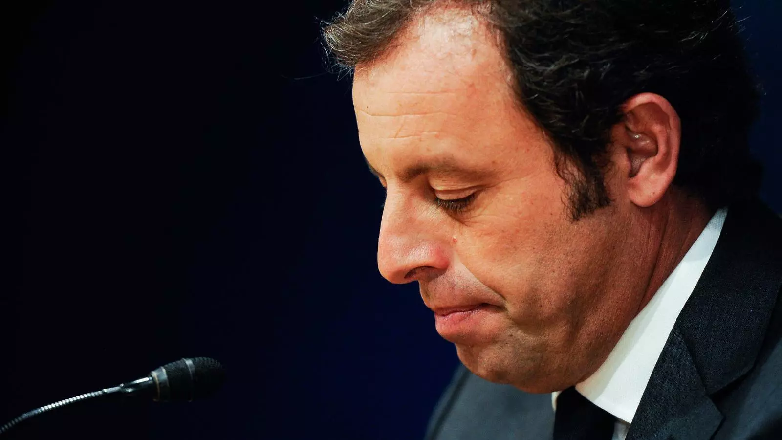 Sandro Rosell, expresident del Barça, durant la roda de premsa en què va anunciar la seva renúncia.