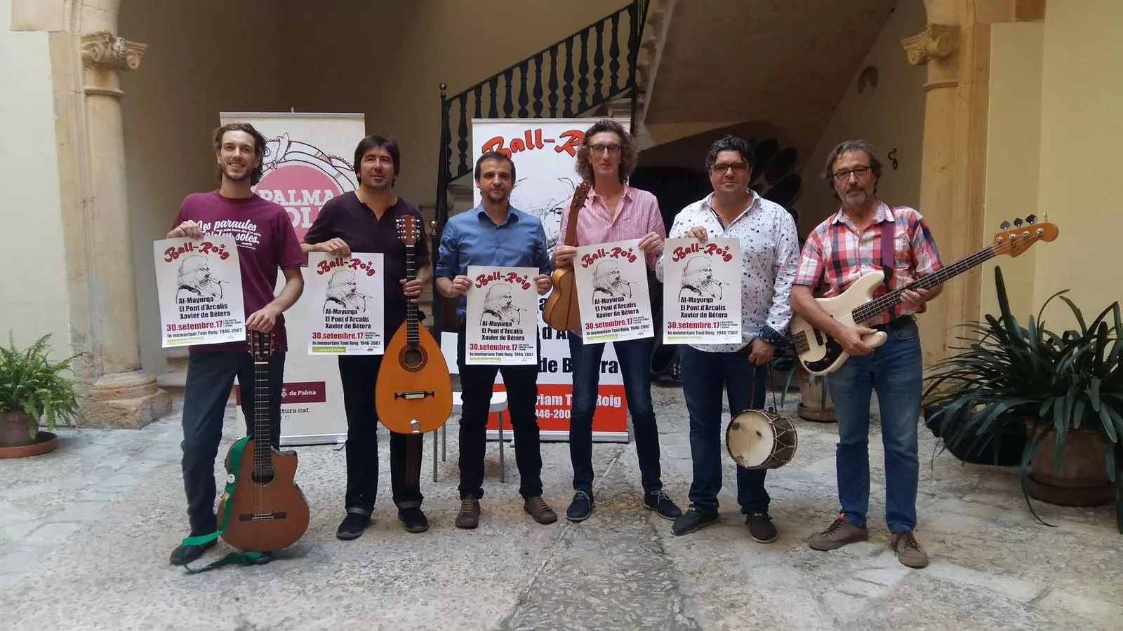 Presentació a Can Oms del concert Ball-Roig.