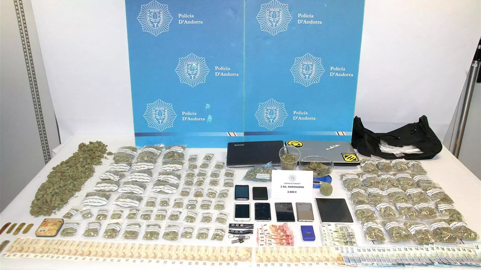 Decomís històric de marihuana. / Policia