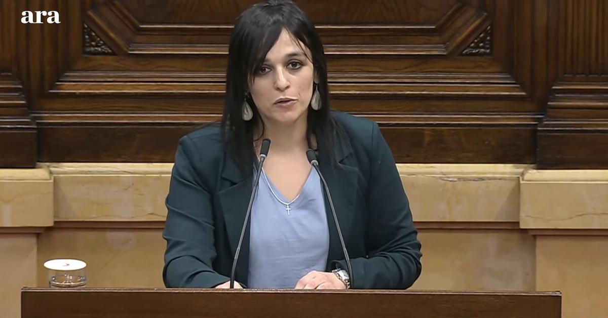 Poll Shows Catalan Parliament Ungovernable Amid Far-Right Surge
