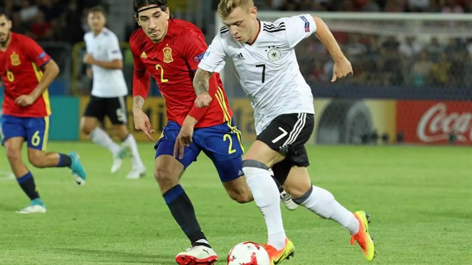 Bellerín tindrà uns dies de vacances després de disputar l'Europeu sub-21