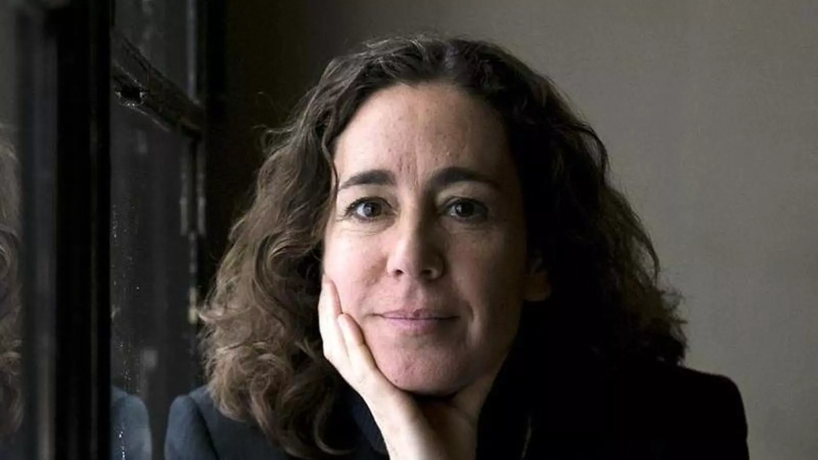 Eva Millet (Barcelona, 1968) analitza el fenomen dels hiperpares al seu nou llibre Hiperpaternitat (Plataforma Actual).