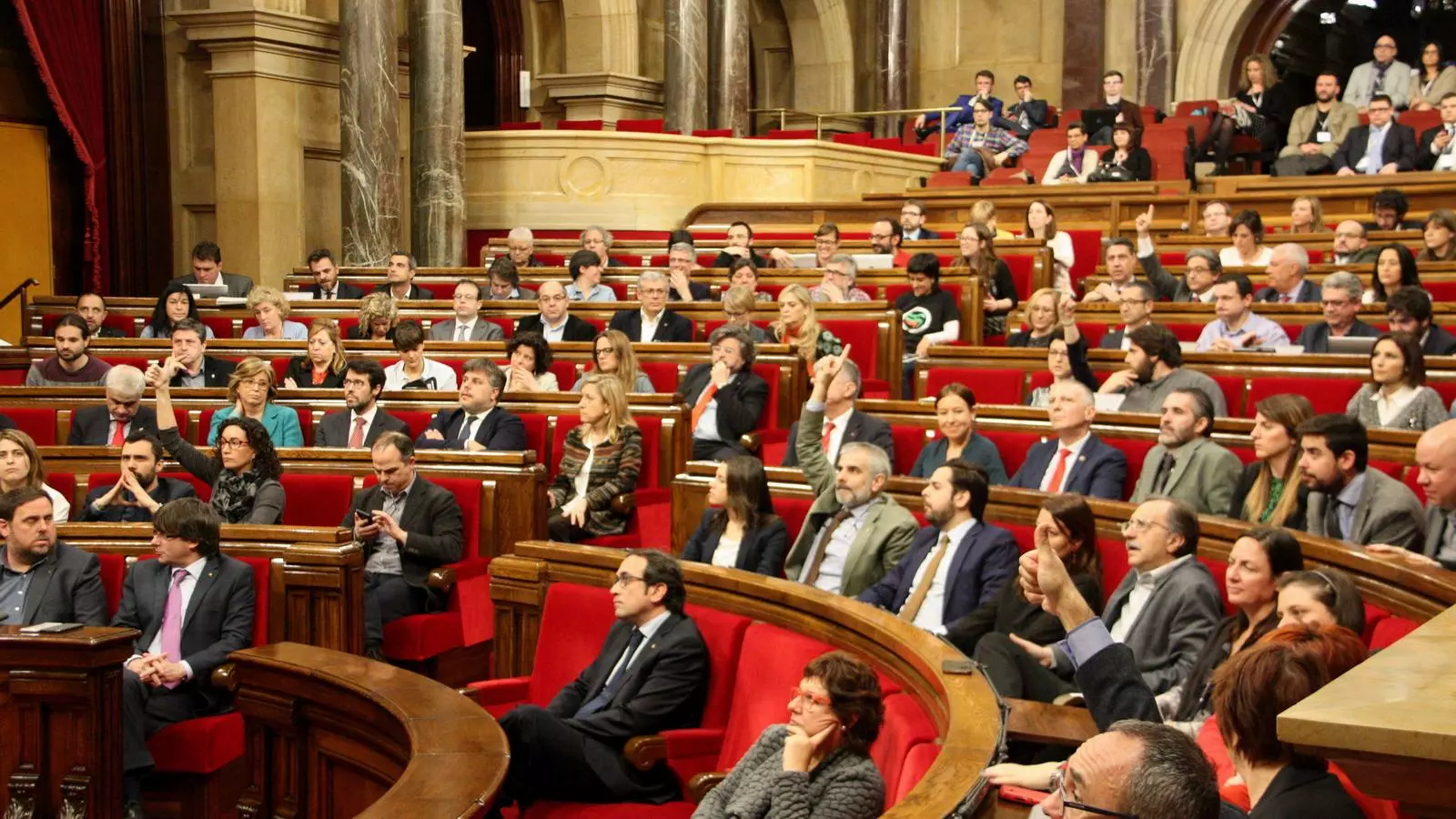 La portaveu de JxSí, Marta Rovira, indica el sentit de vot del seu grup