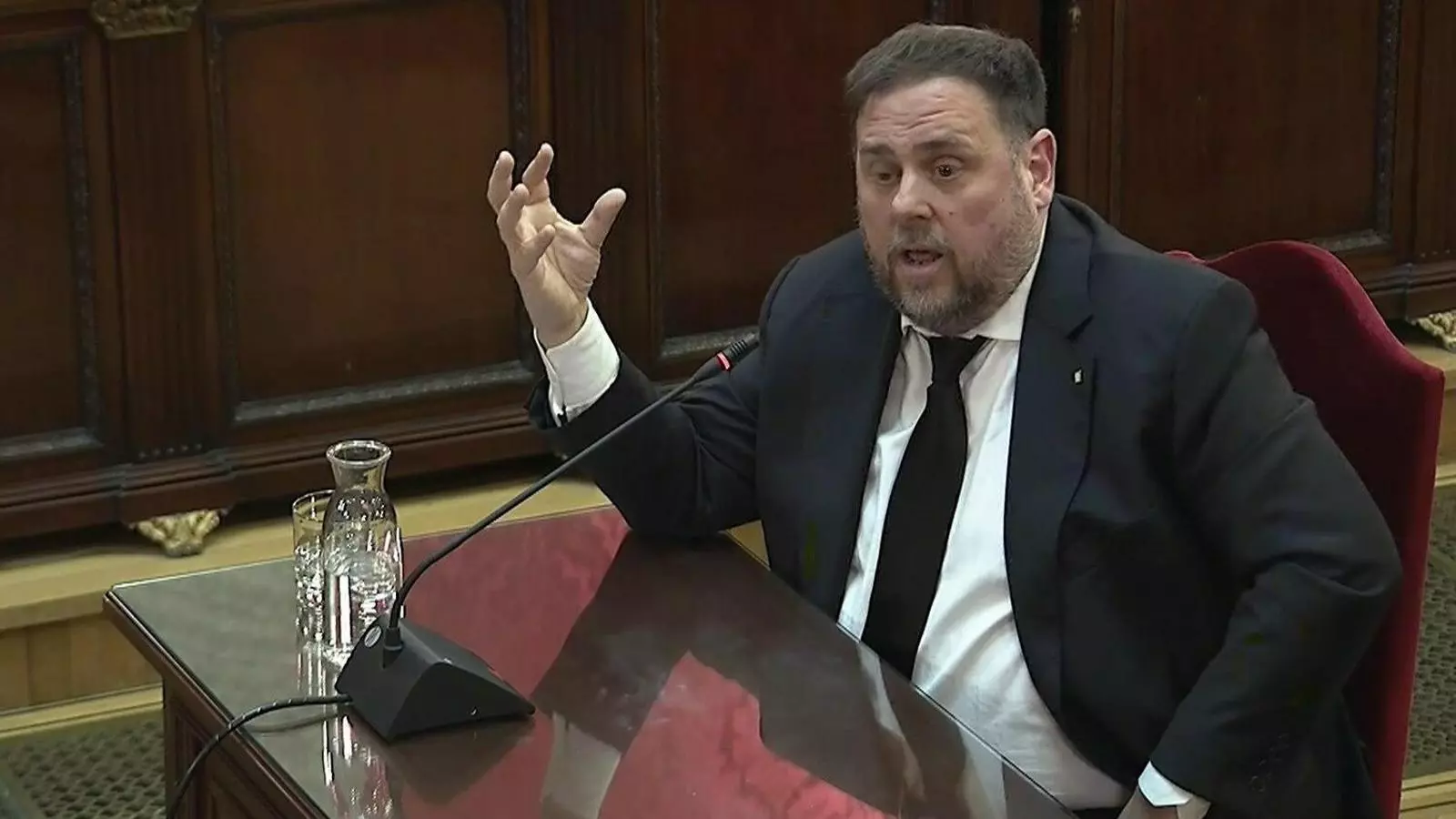 Oriol Junqueras durant la seva intervenció en l'interrogatori al Suprem en el judici al Procés.