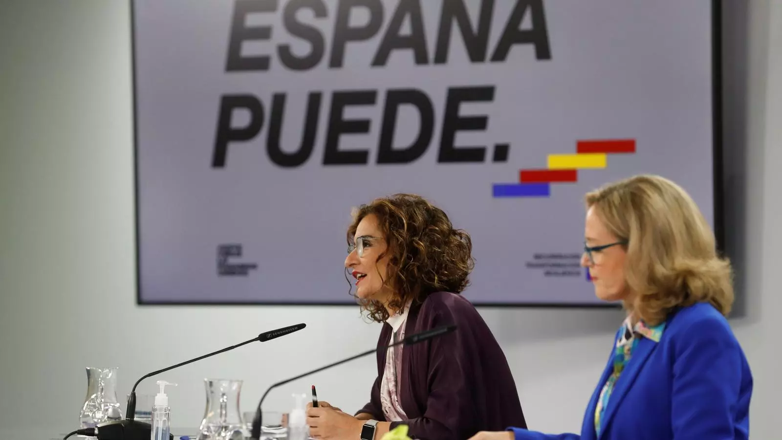 Maria Jesús Montero i Nadia Calviño durant la roda de premsa posterior al consell de ministres