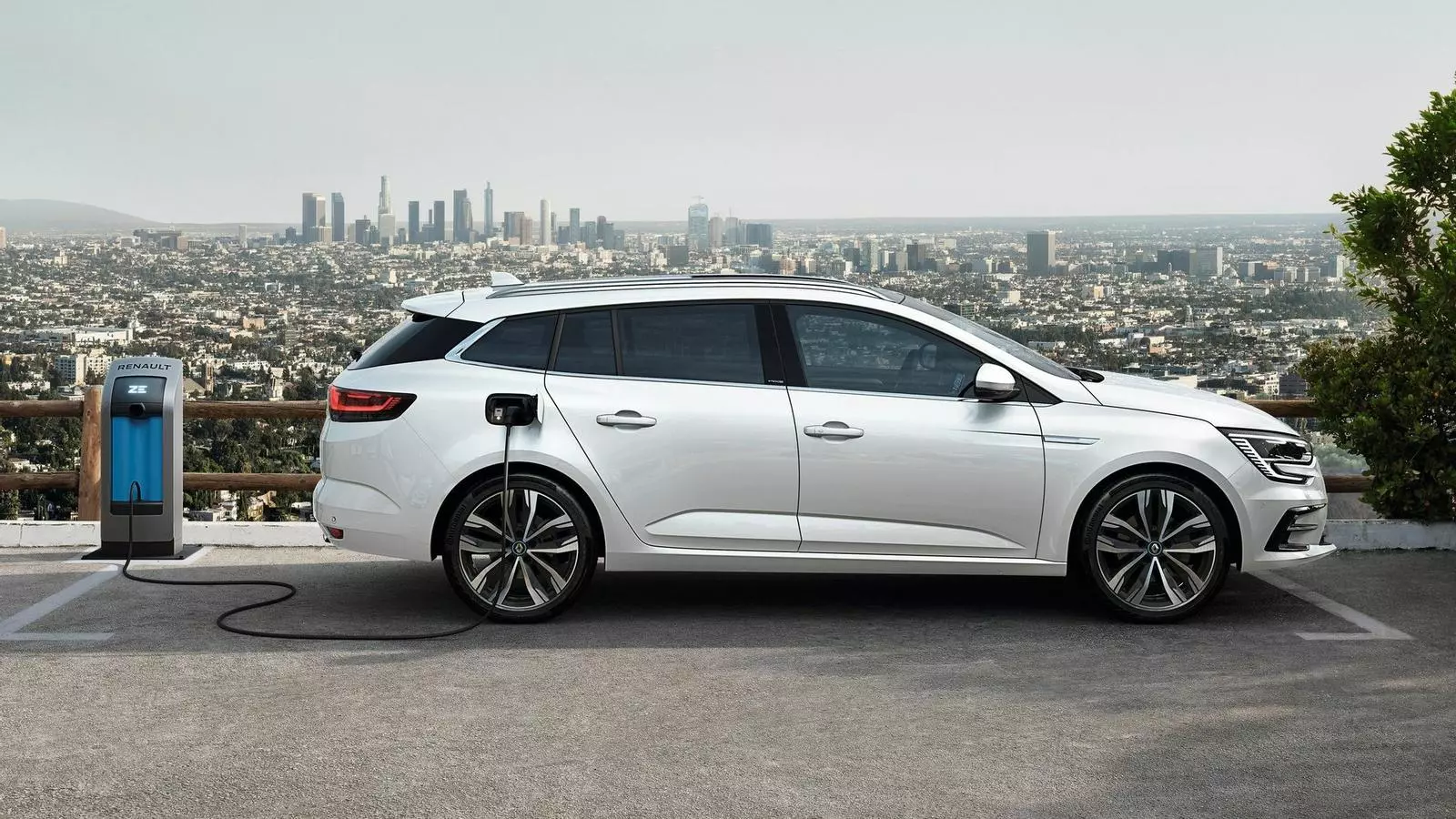 Renault presenta el Mégane E-Tech Plug-In, un nou híbrid endollable