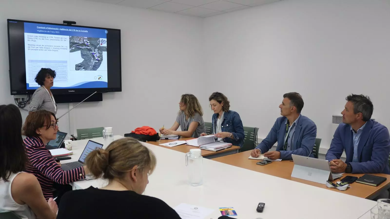 Un instant de la trobada de la Comissió d'Informació i Vigilància del Centre de Tractament de Residus.