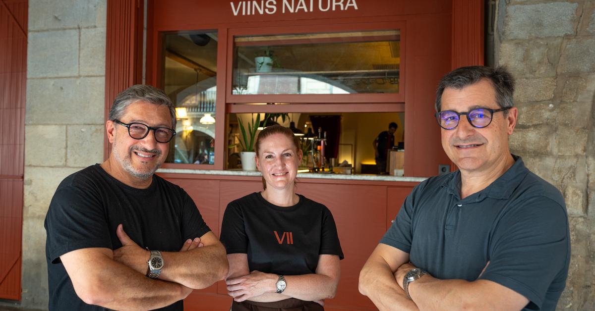 El nuevo bar de los hermanos Roca está situado en la yema del huevo de Girona, tiene precios populares y 1.000 referencias de vinos