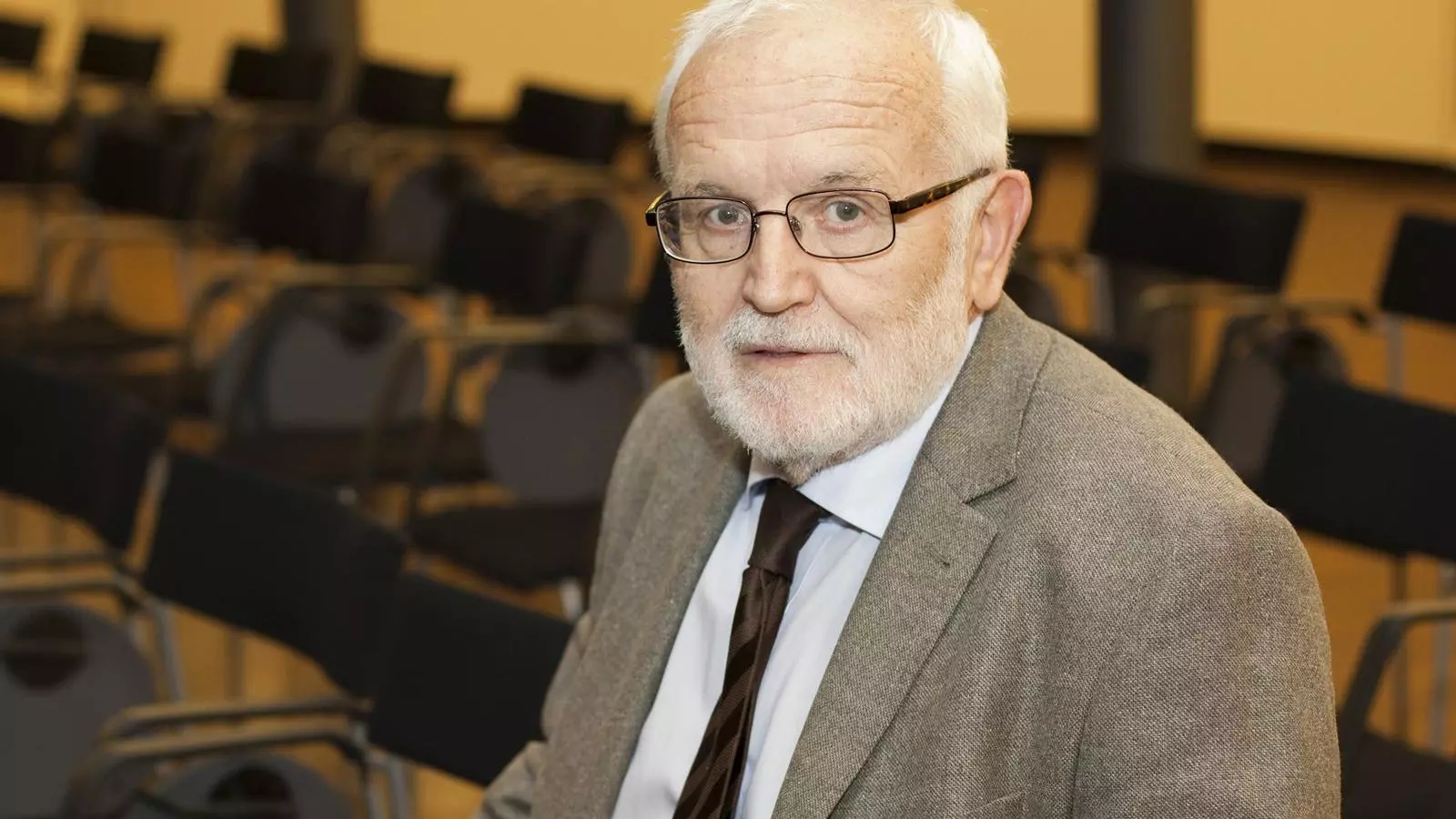 Joze Mencinger defensa la importància del referèndum.