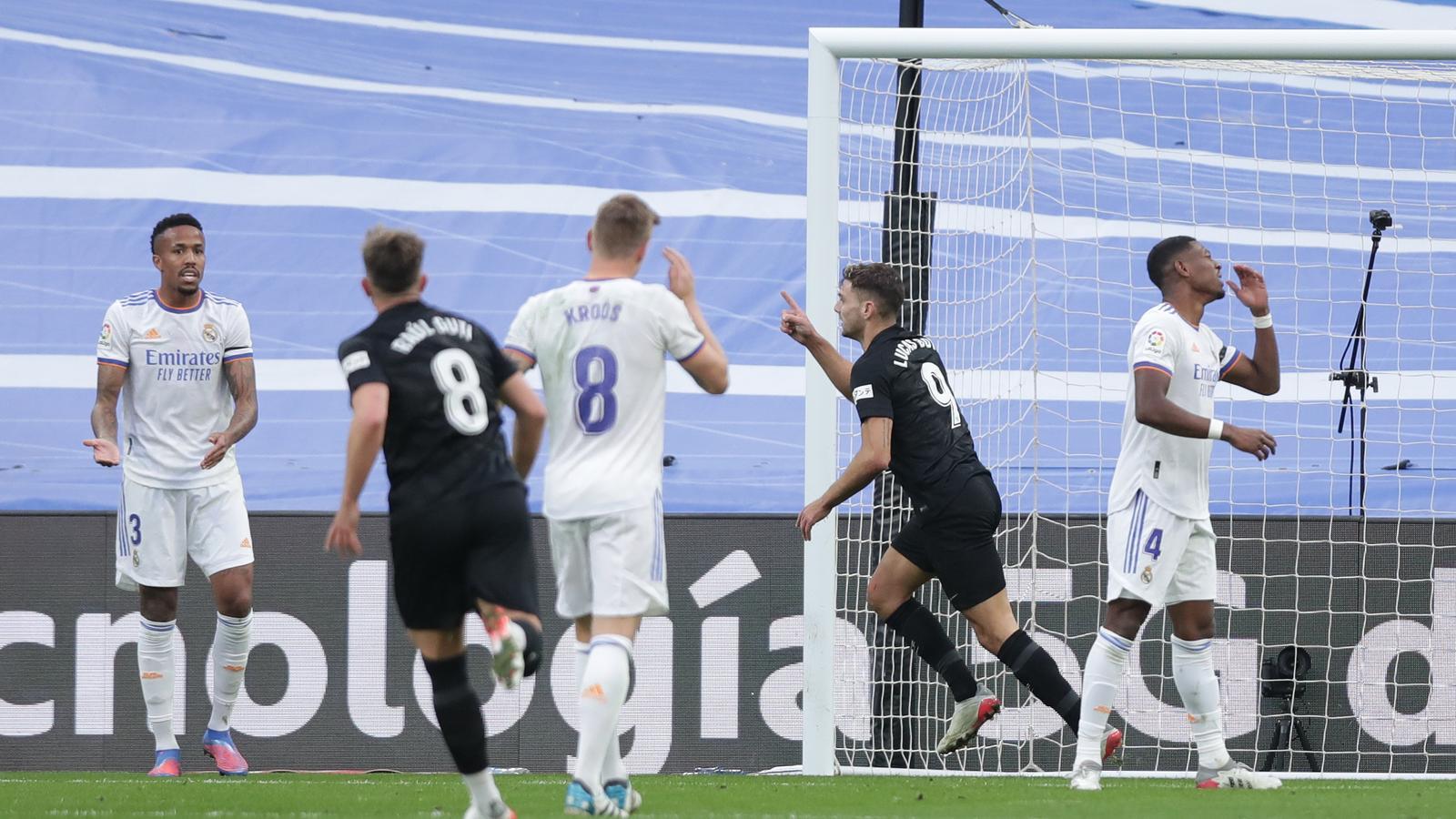 Boyé celebrant el primer gol al Bernabéu