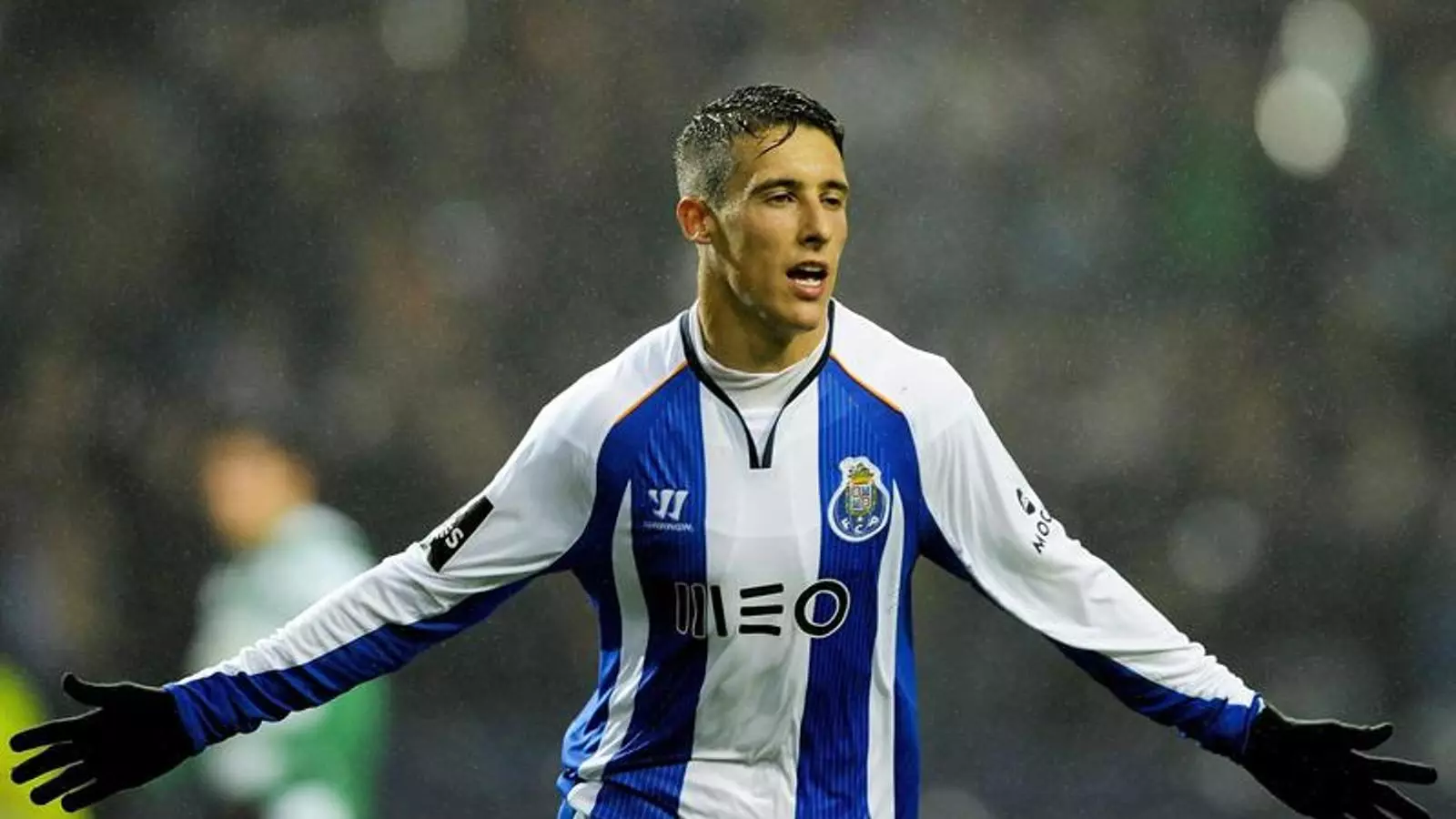 Tello, celebrant un gol amb el Porto