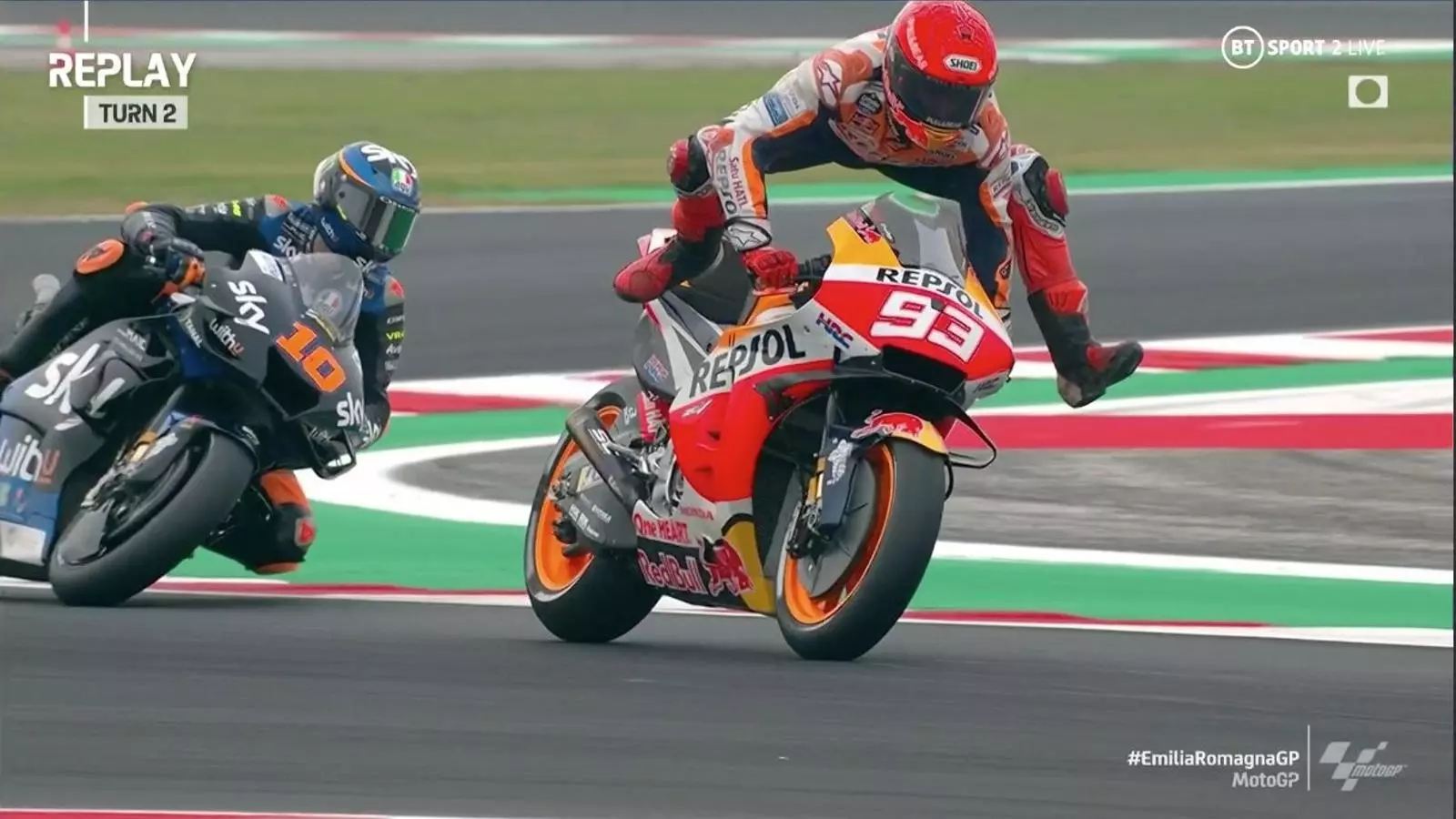 Marc Márquez salvant una caiguda a Misano