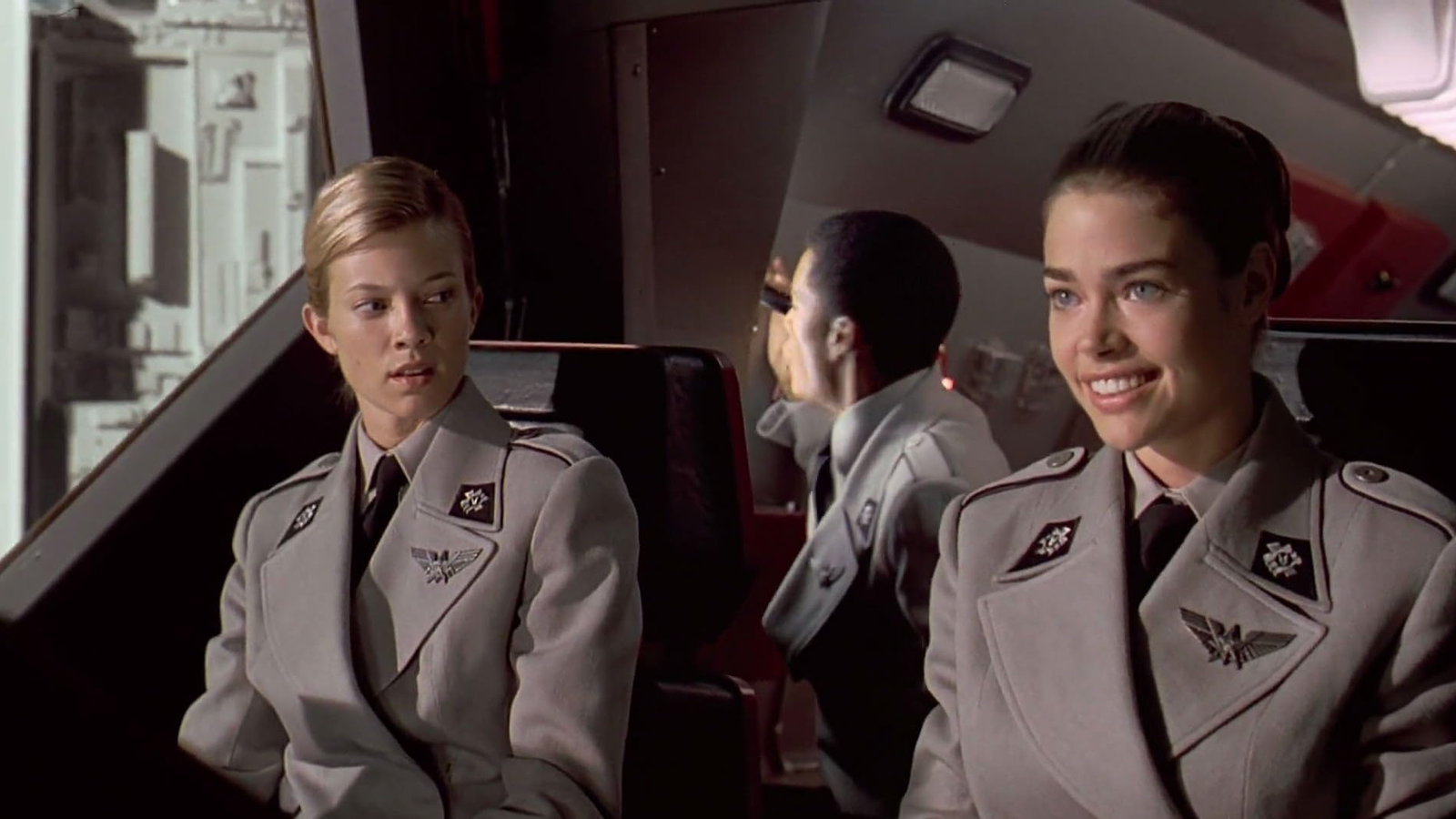 Los uniformes de la película 'Starship Troopers'.