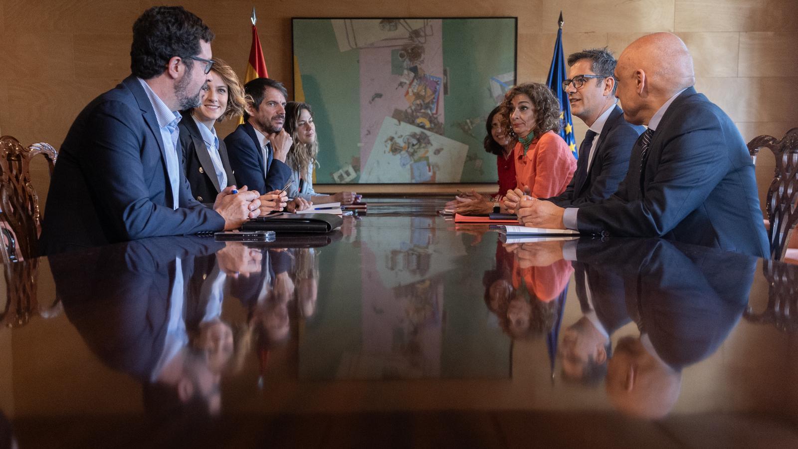 Reunión de la comisión de seguimiento de la coalición PSOE-Sumar, en el Congreso