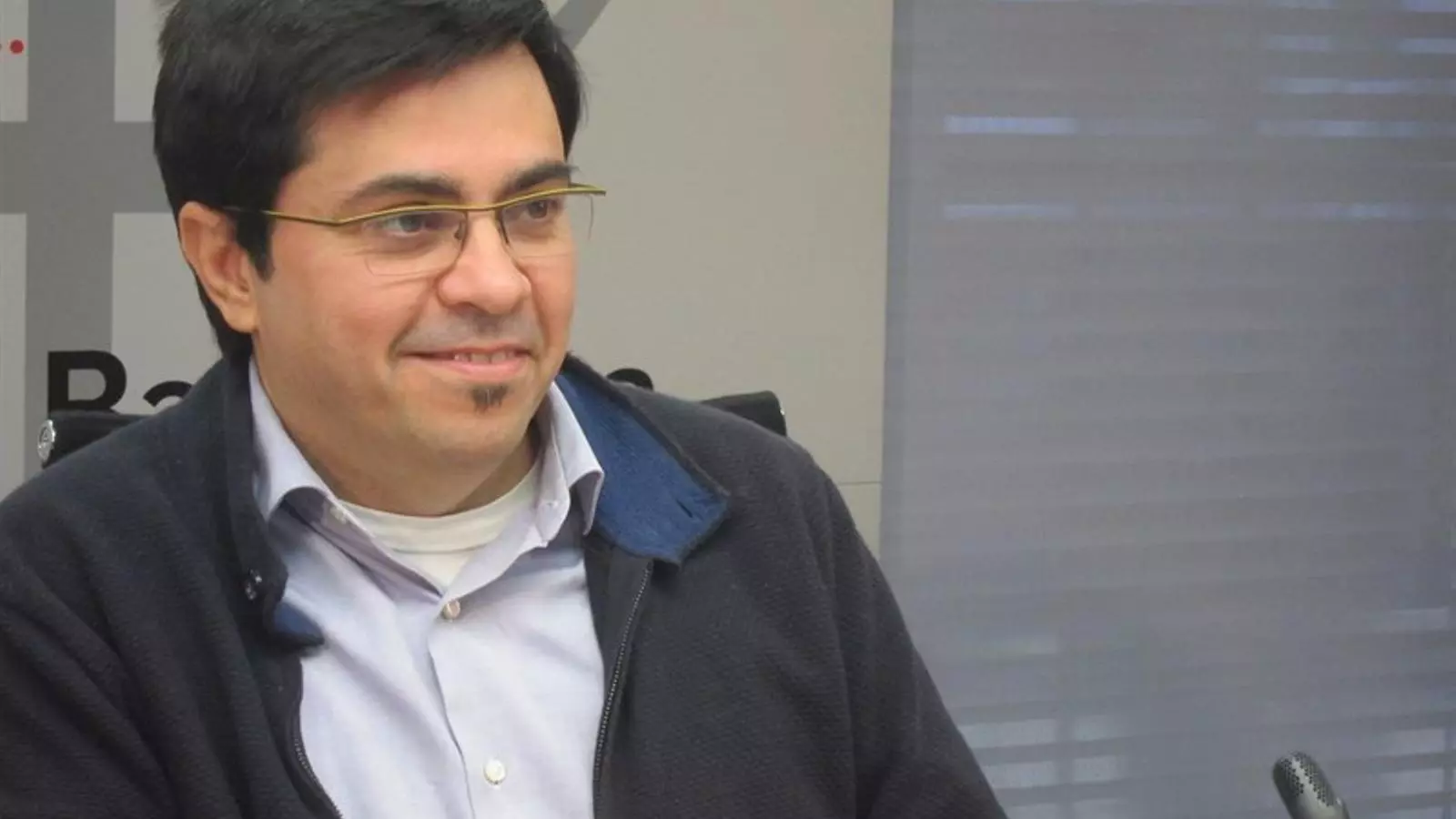 El primer tinent d'alcalde, Gerardo Pisarello, ha presentat aquest dilluns el Pla d'Impuls de l'Economia Social i Solidària