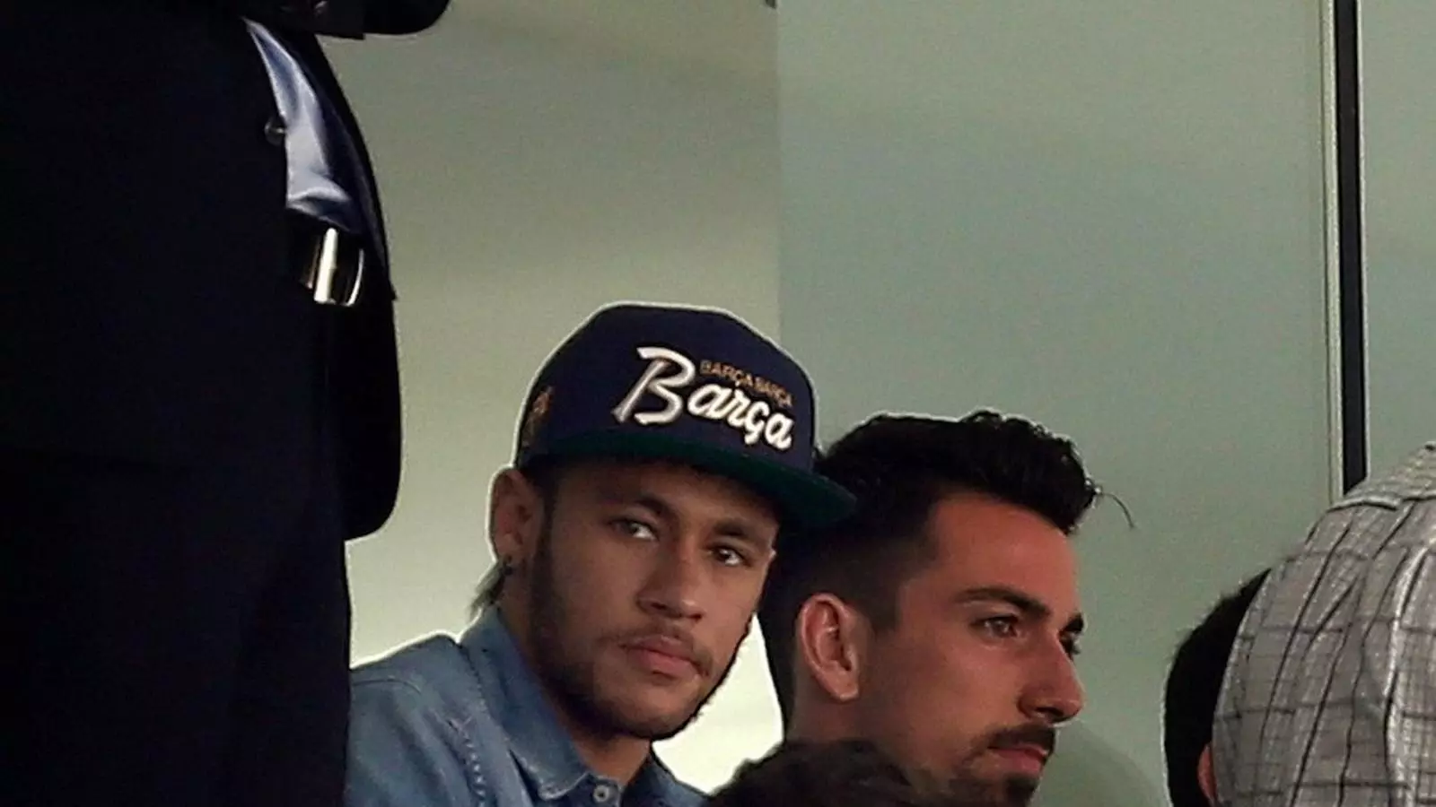 Neymar, amb una gorra del Barça / JUAN CARLOS CÁRDENAS / EFE