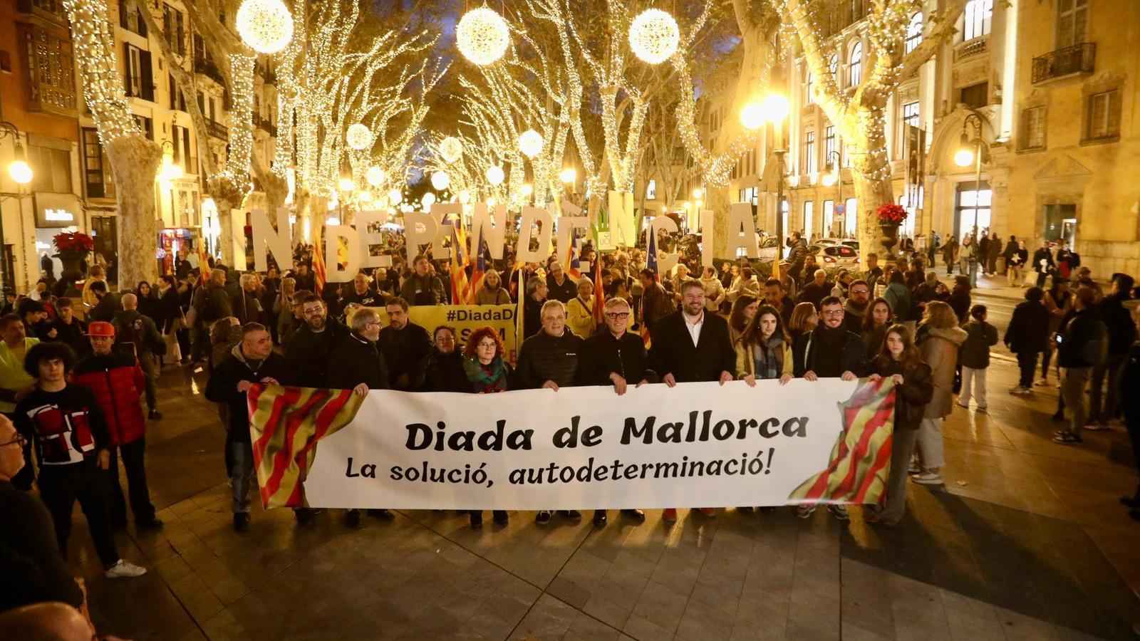 La manifestació al passeig del Born de Palma