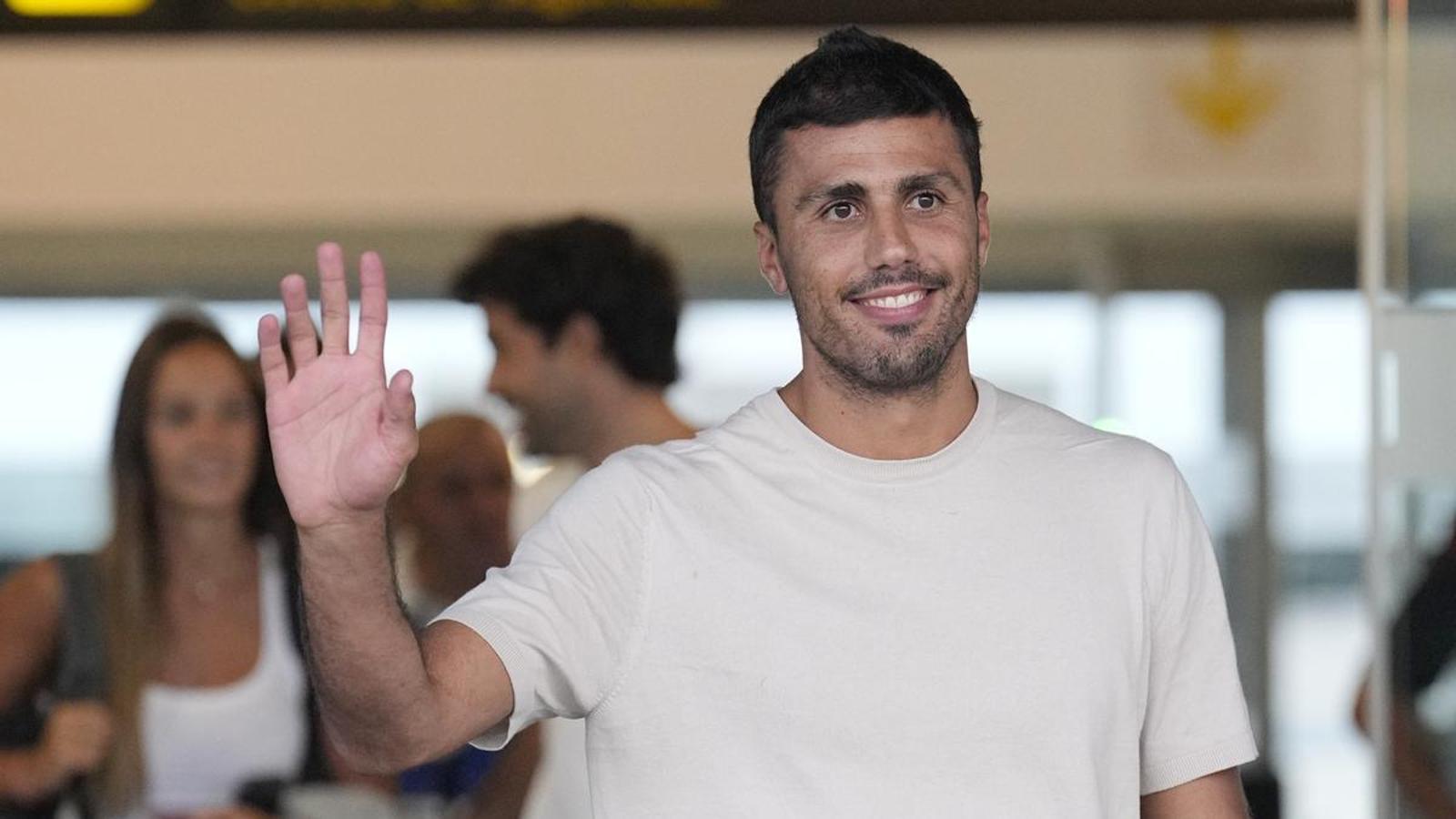 Rodri arriving at El Prat airport