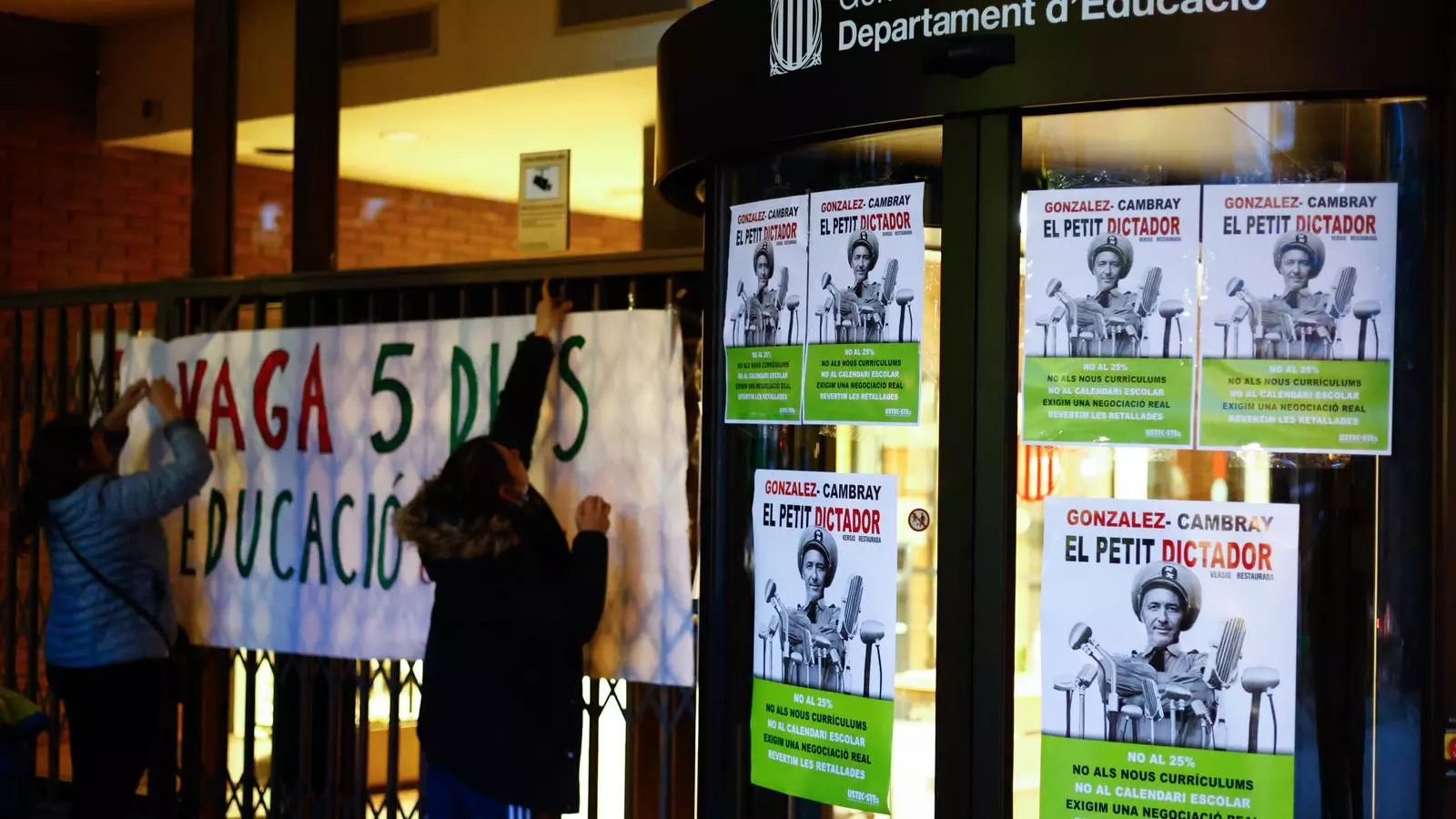 Docents preparen la vaga de cinc dies