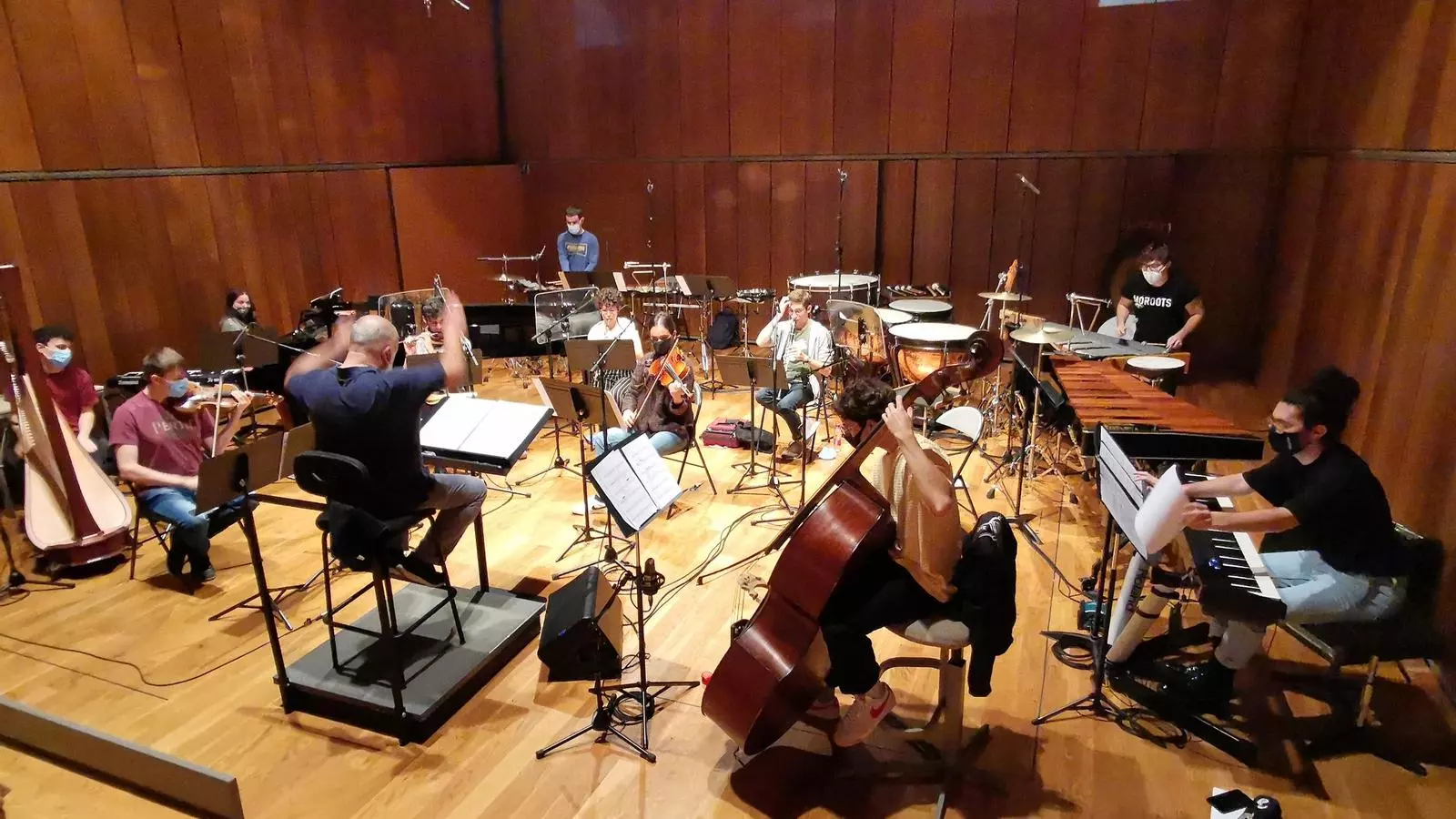 Un assaig de l'Ensemble Contemporani de l'Esmuc.