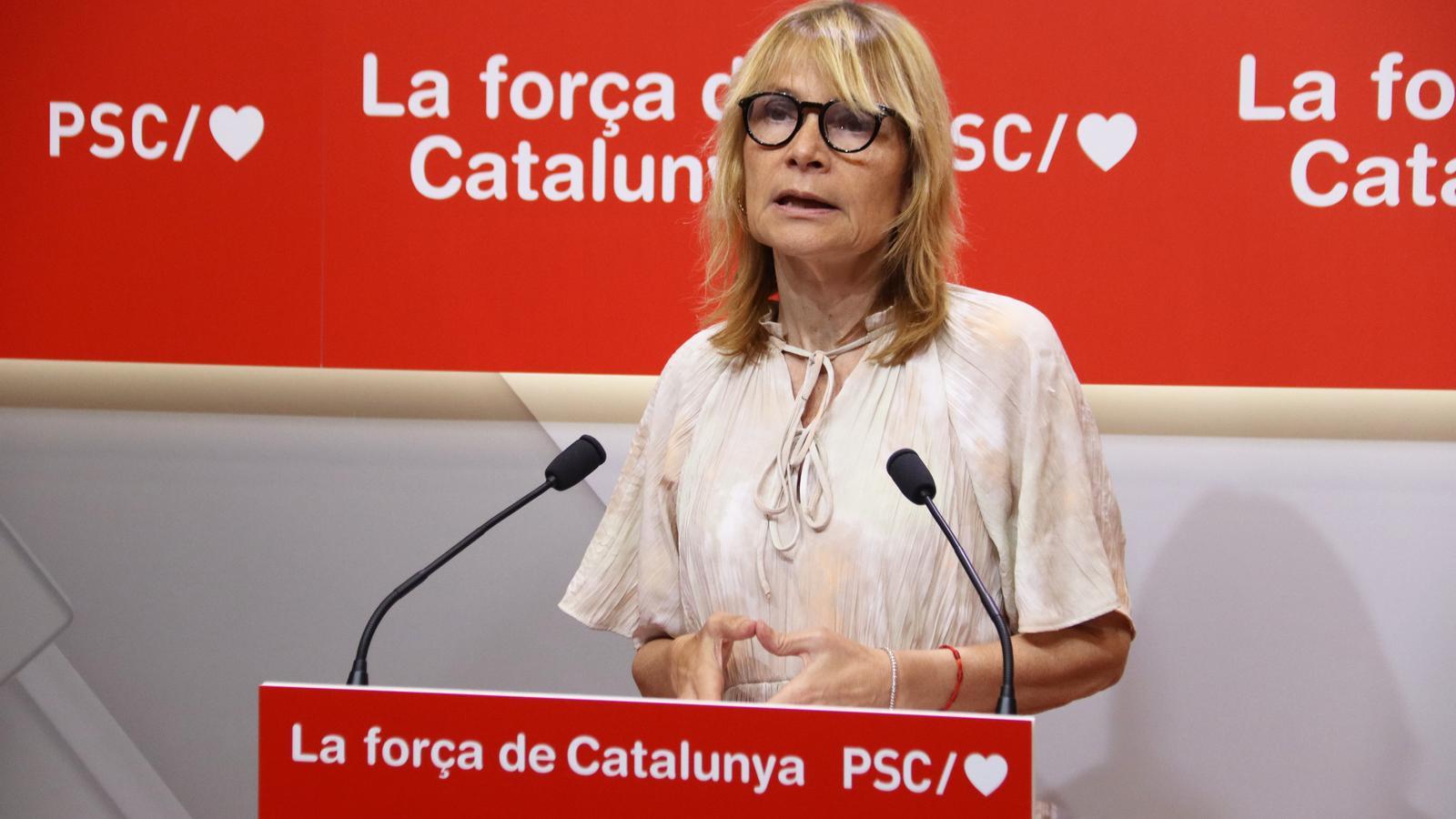 Lluïsa Moret, spokesperson for the PSC, at a press conference.