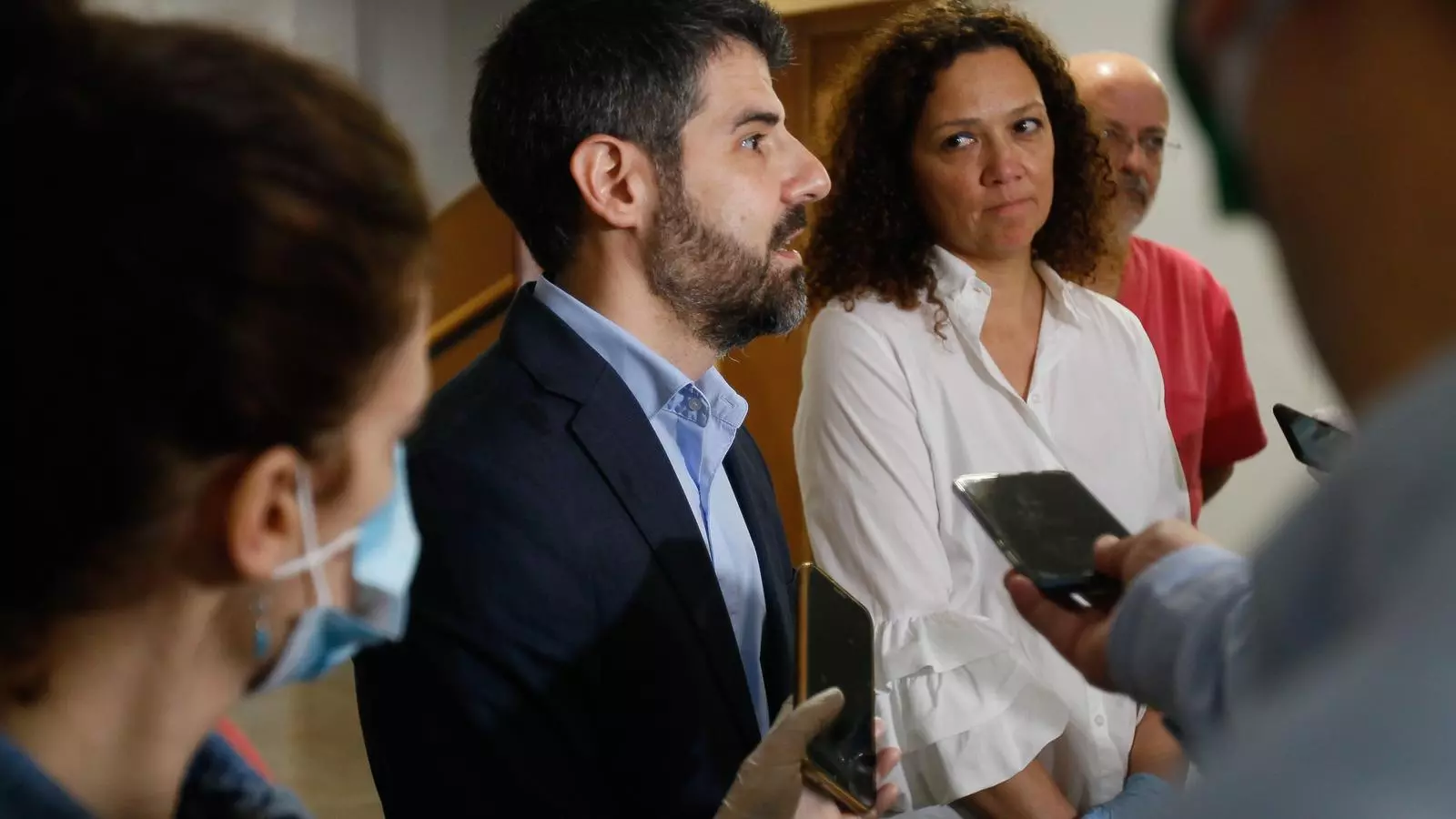 El president de l'IMAS, Javier de Juan, i la presidenta del Consell de Mallorca, Catalina Cladera