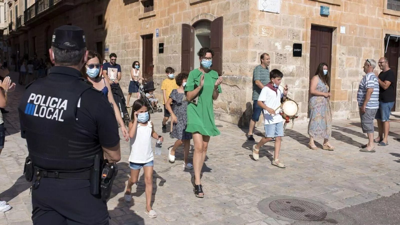 Ciutadella aposta per continuar ajudant a les persones més afectades per la pandèmia.