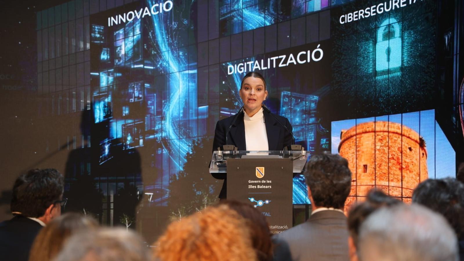 Marga Prohens, während der Präsentation von IB Digital.