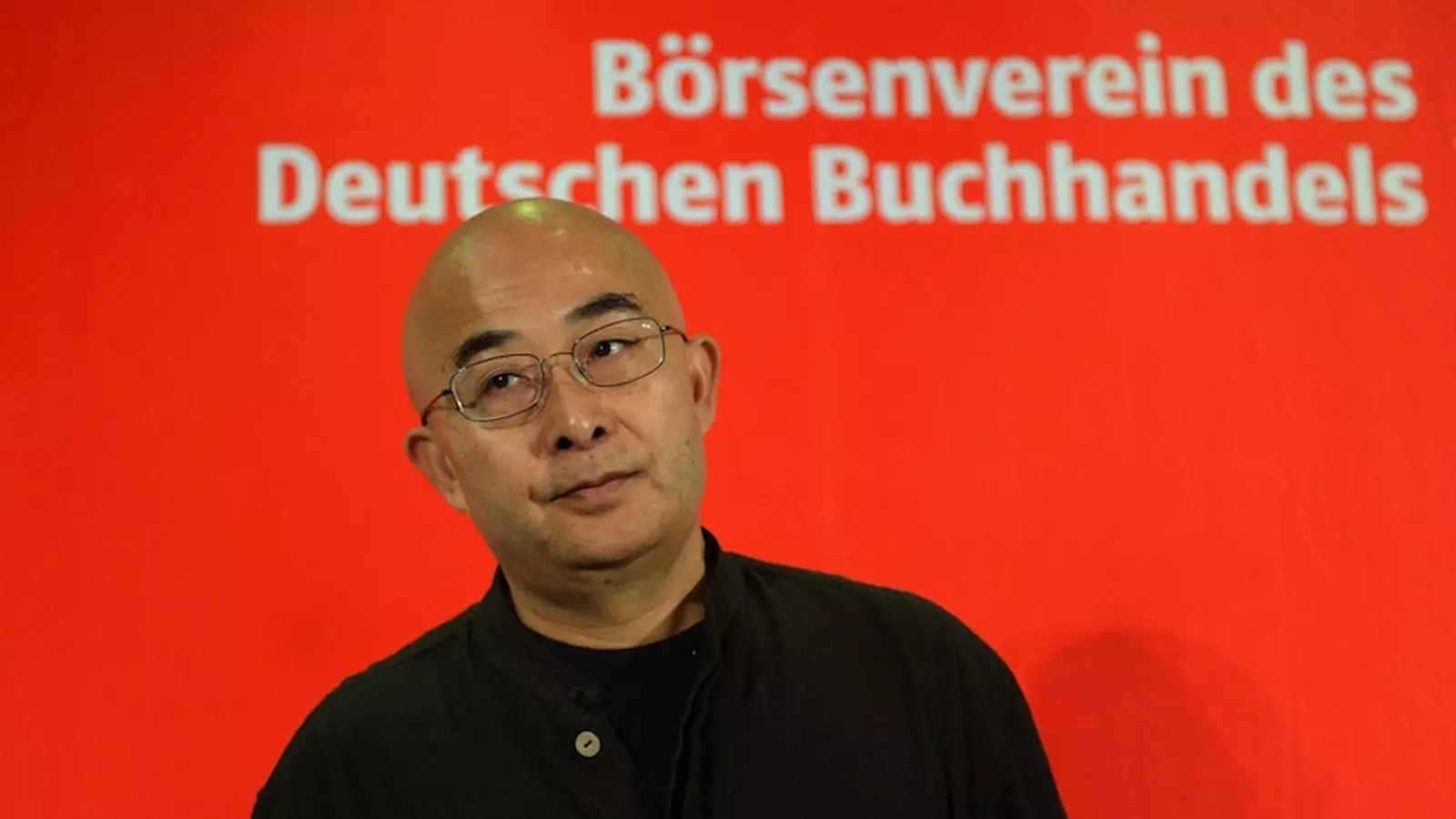 Liao Yiwu, Premi de la Pau dels llibreters alemanys a la Fira de Frankfurt / AFP