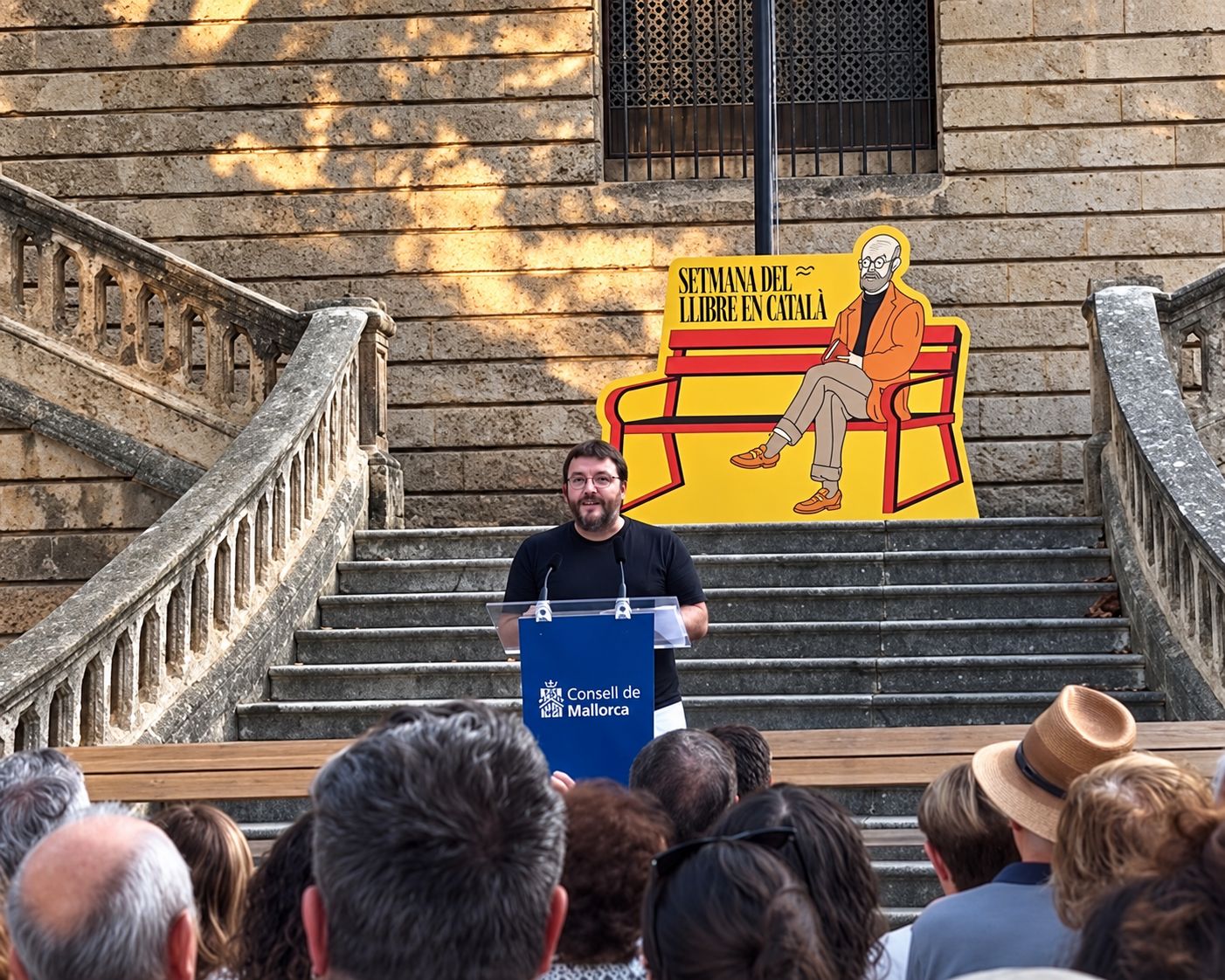 L'escriptor i pregonar, Carles Rebassa