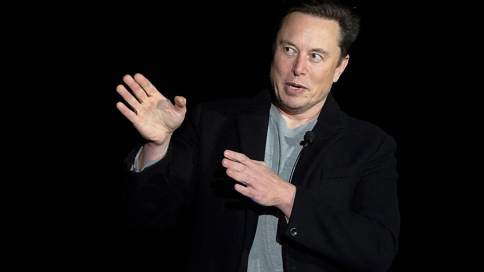 El fundador de Tesla y SpaceX y ahora nuevo propietario de Twitter, Elon Musk, durante una rueda de prensa.