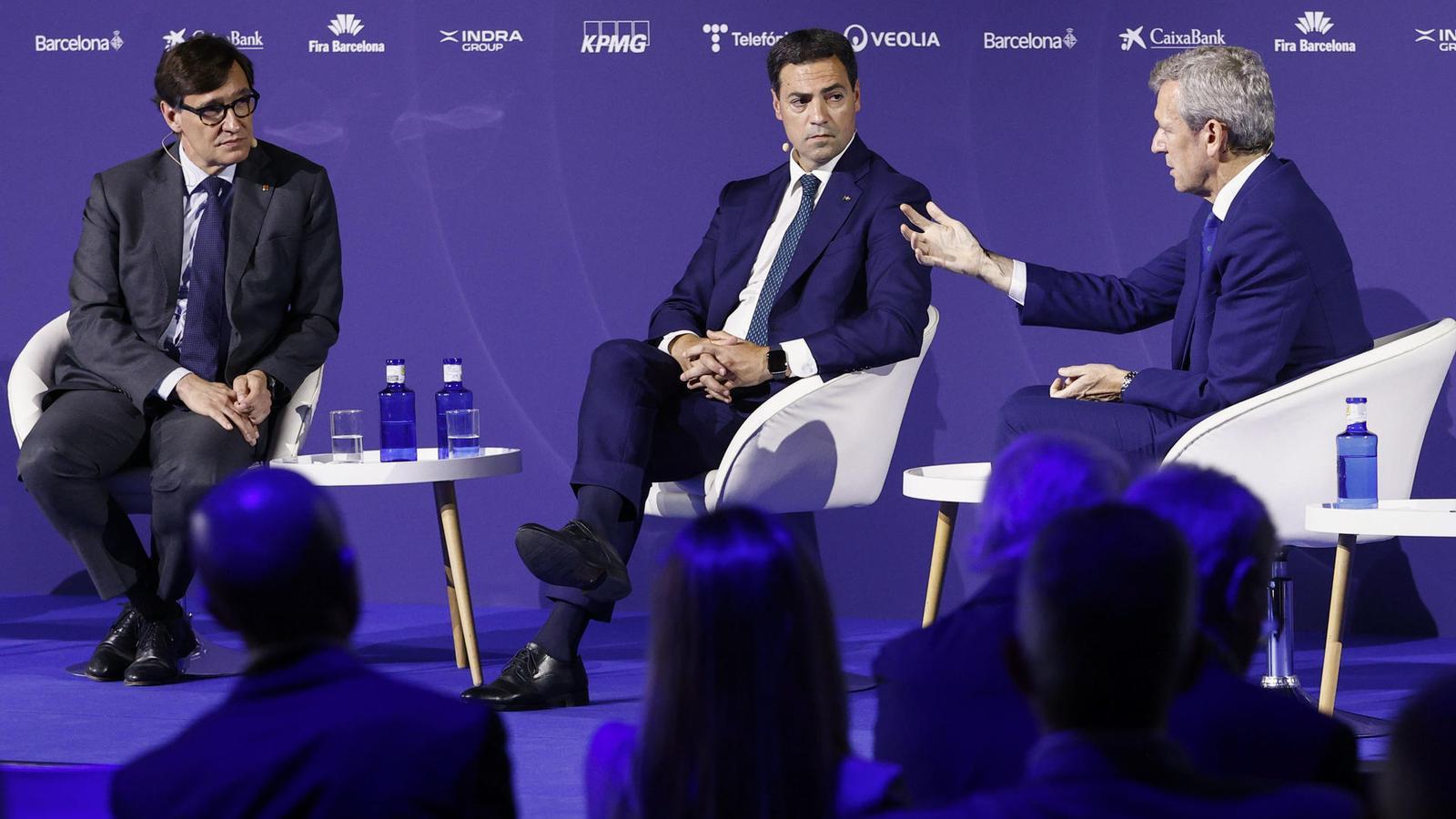 Salvador Illa, Imanol Pradales y Alfonso Rueda, este martes en el Círculo de Economía