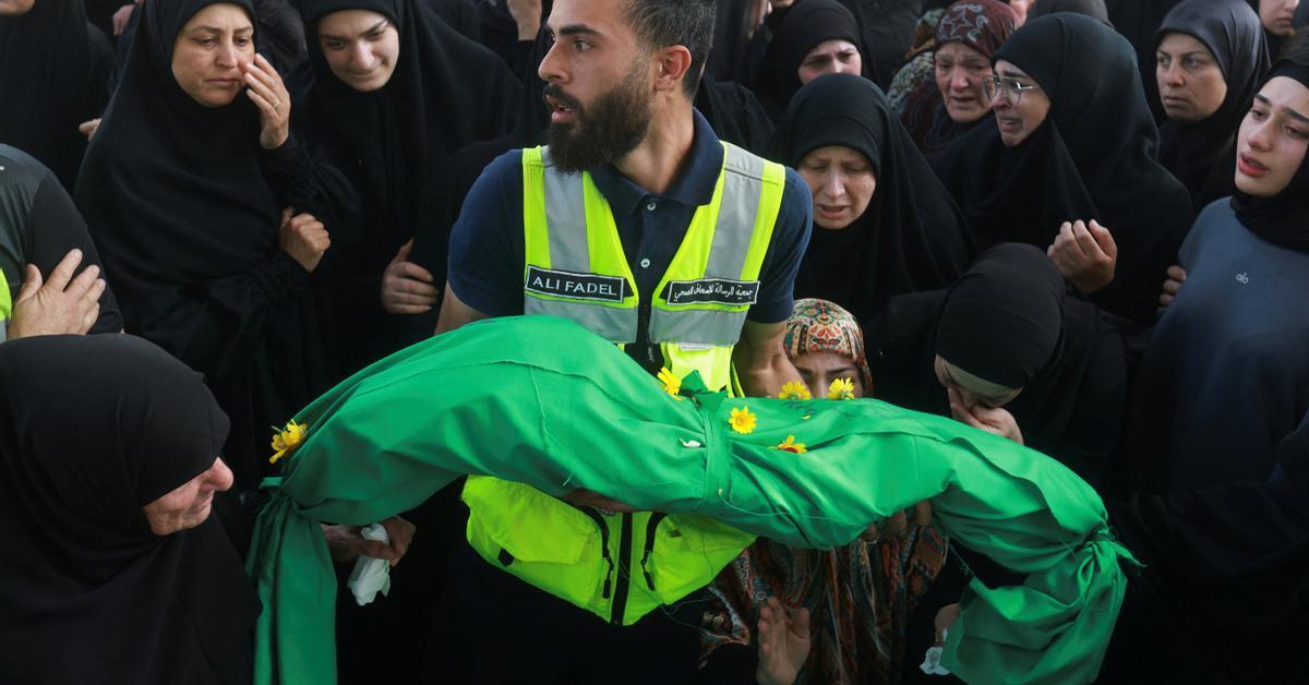 La treva anunciada el 17 d'abril entre Israel i el Líban havia de ser una pausa en un dels fronts més inestables de l'Orient Mitjà. Menys d'un mes després, l...