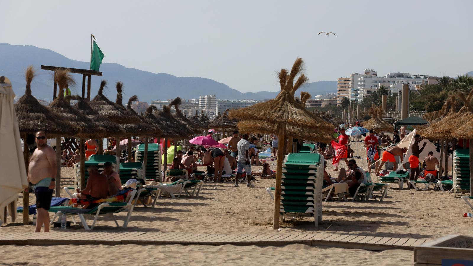 Turistes a la Platja de Palma