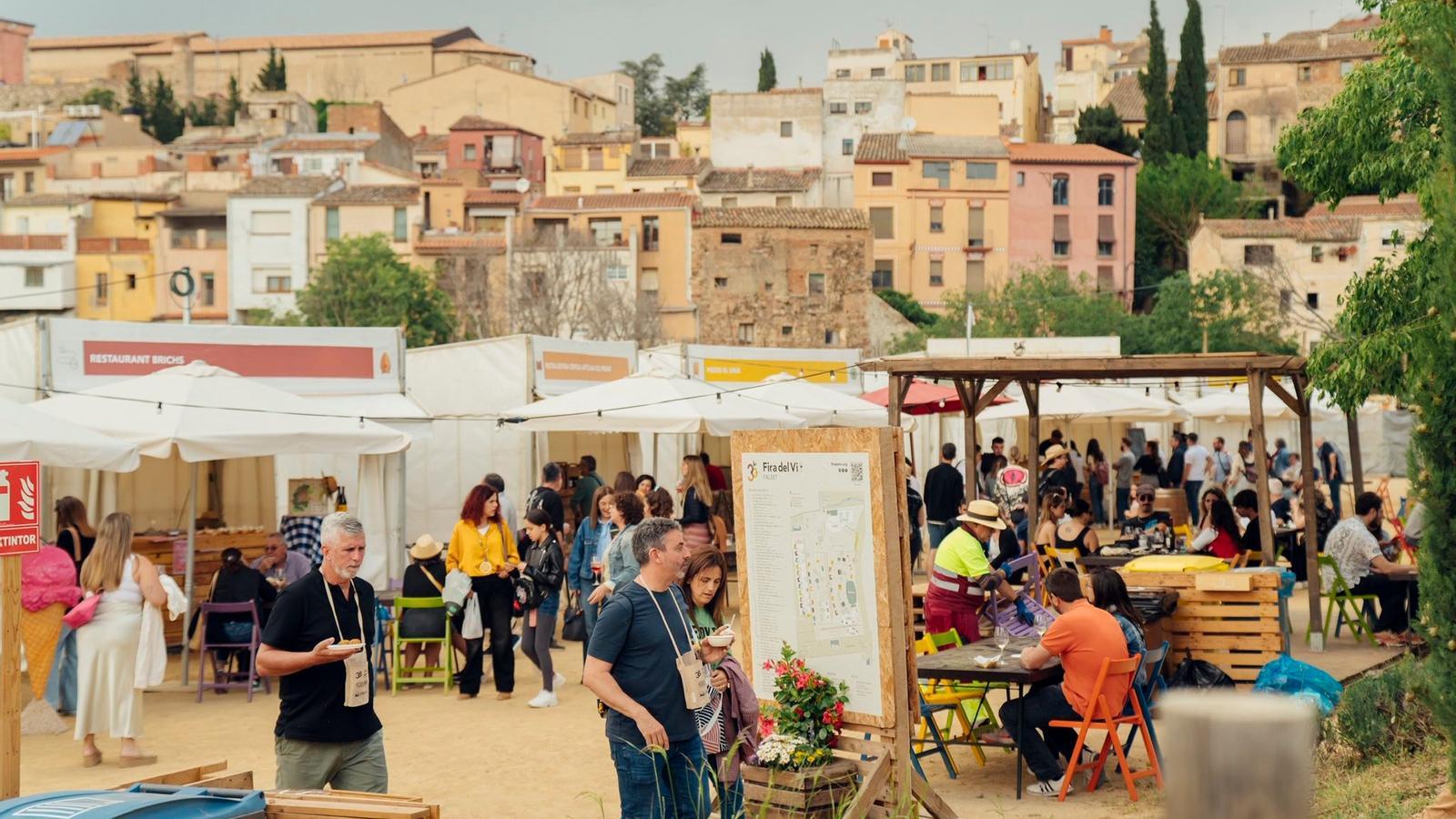 A picture of the last edition of the Falset Wine Fair.