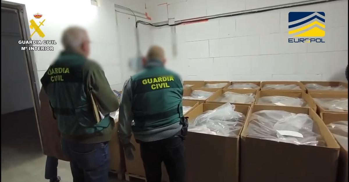 Catalunya era l'epicentre de les fàbriques de Marlboro clandestí