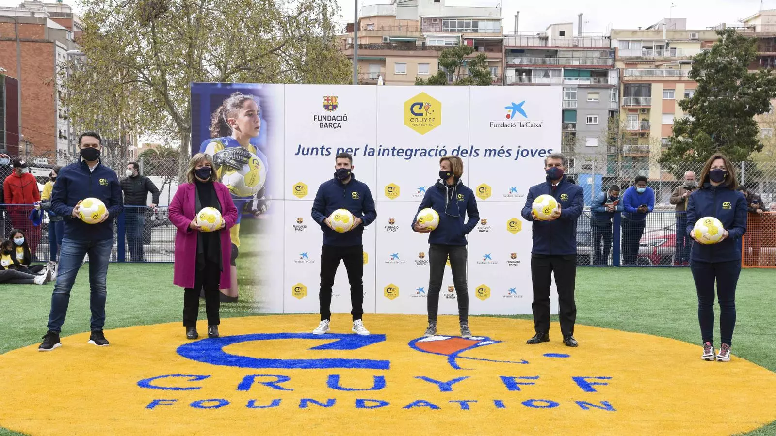 Presentació del Cruyff Court de la Fundació Johan Cruyff amb Jordi Alba i Joan Laporta