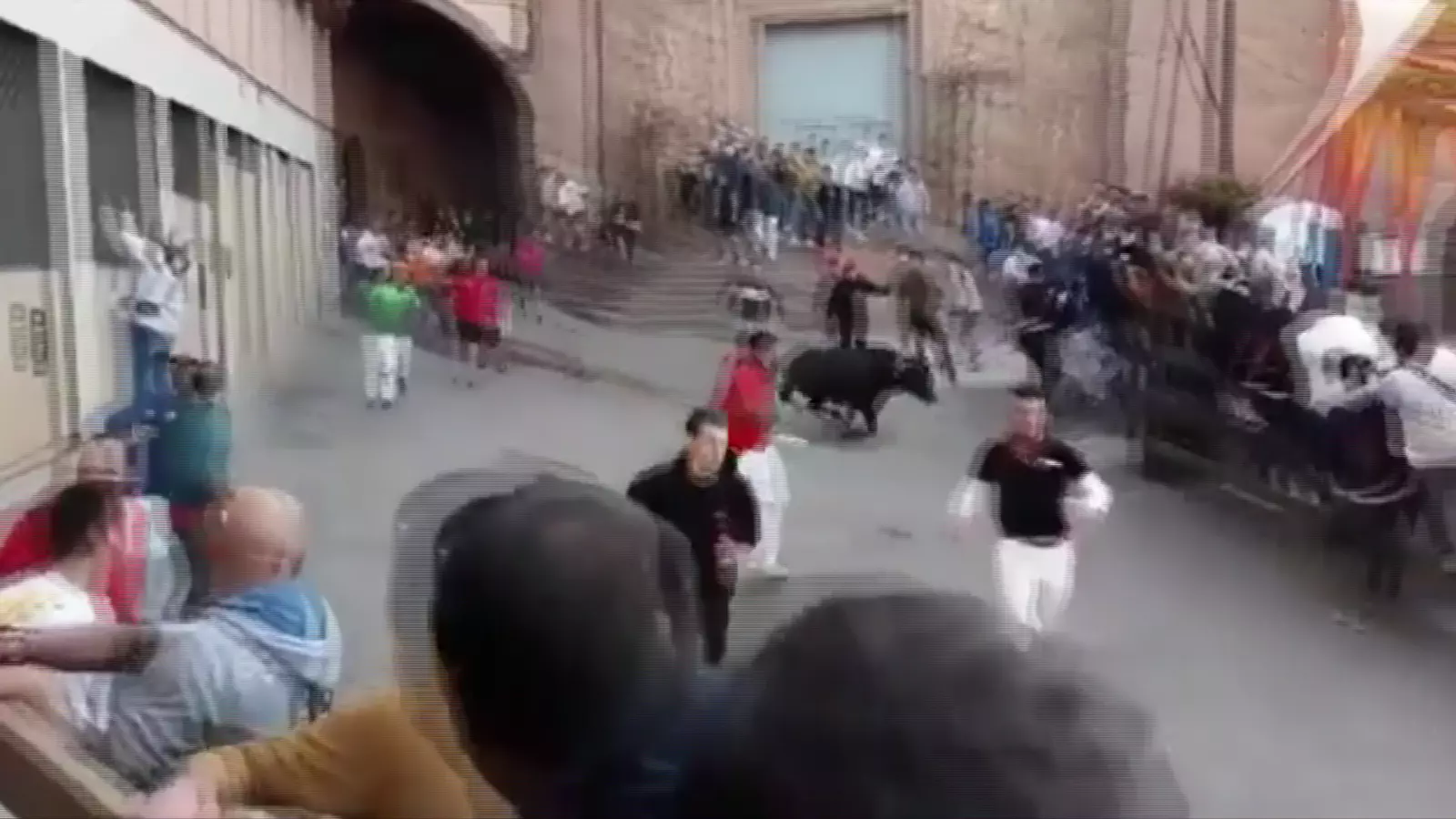 Primer correbous de la Festa Major de Cardona, que ha acabat amb un balanç de tres ferits lleus
